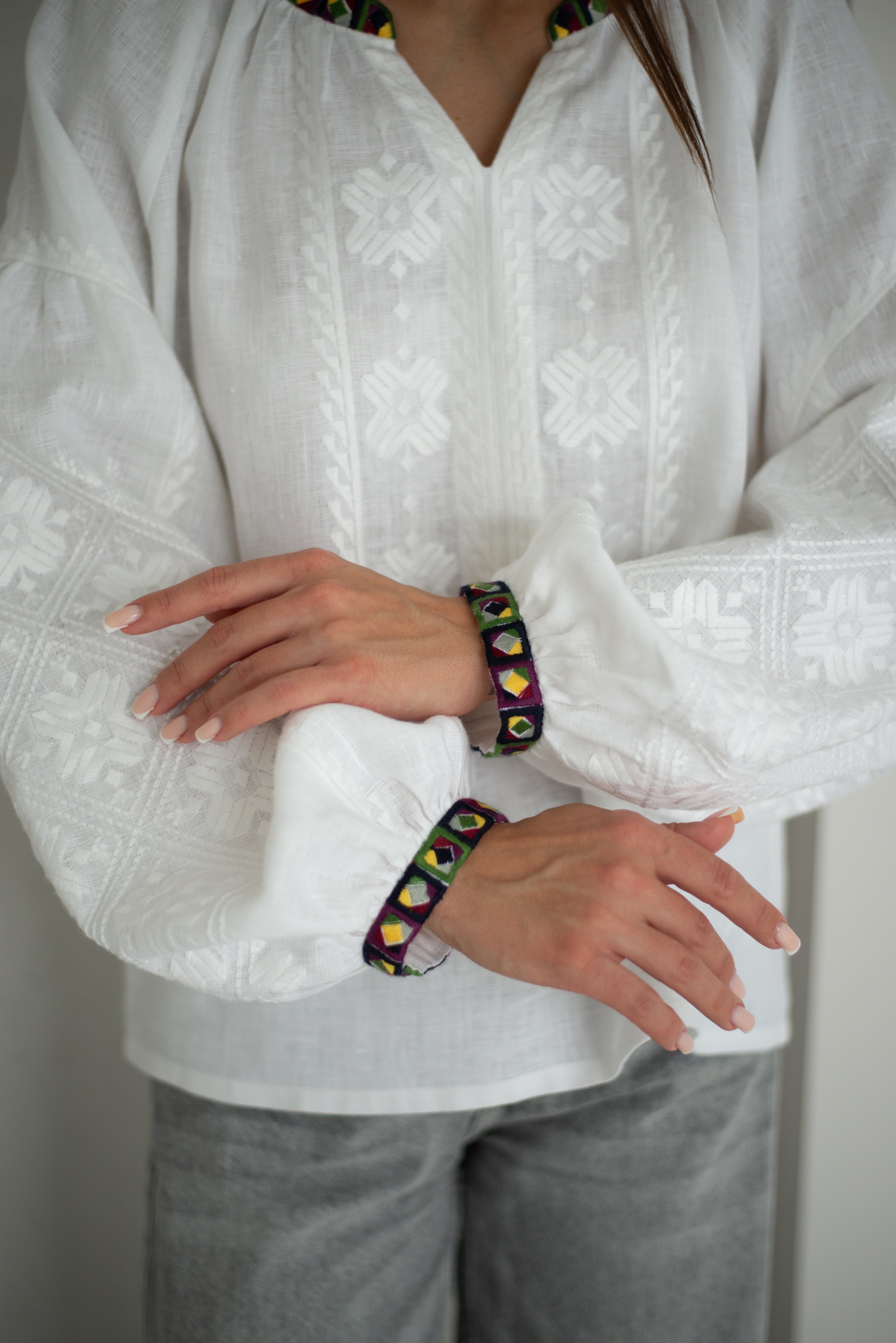 White embroidered blouse Ukrainian vyshyvanka bohemian ethnic shirt White on a white