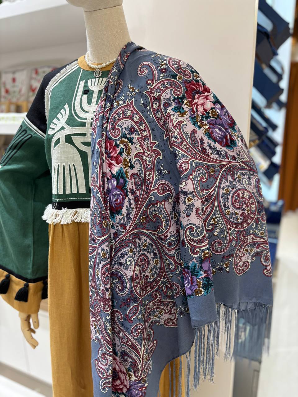 Gray Shawl Wool 80% Bohemian shawl with roses,Gift for Mom,Ukrainian Word of Love,Traditional scarf Large Ethnic châle ukrainien