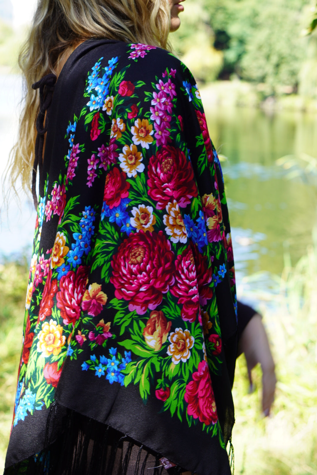 Black Ukrainian Shawl 120x120 cm Wool Scarf with Floral Design