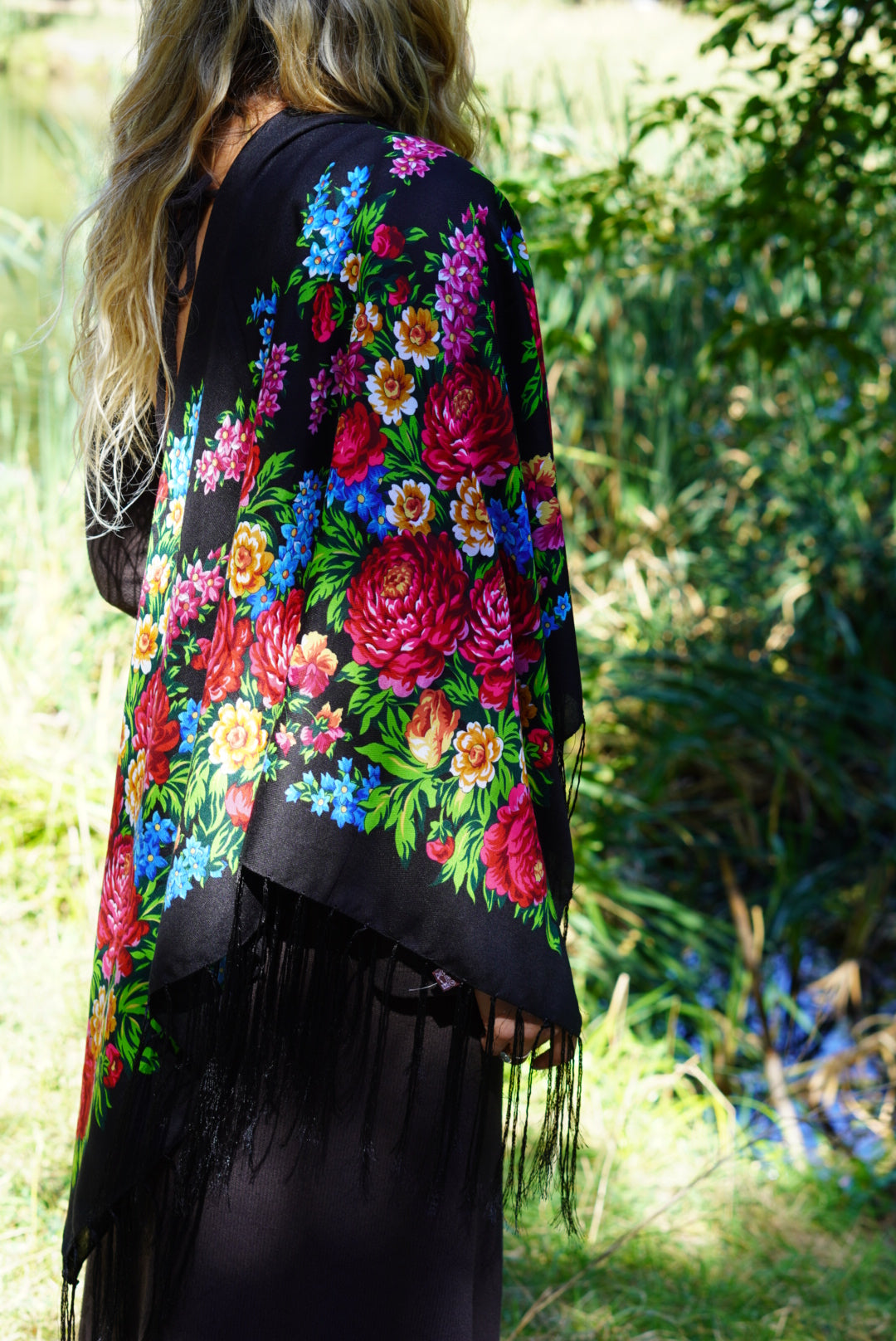 Black Ukrainian Shawl 120x120 cm Wool Scarf with Floral Design