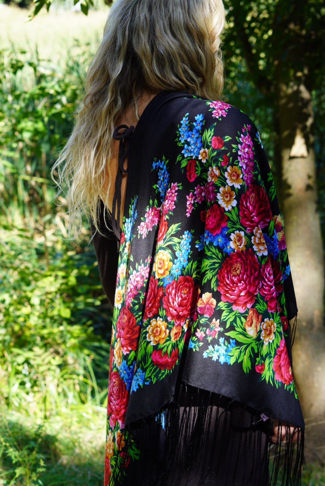 Black Ukrainian Shawl 120x120 cm Wool Scarf with Floral Design