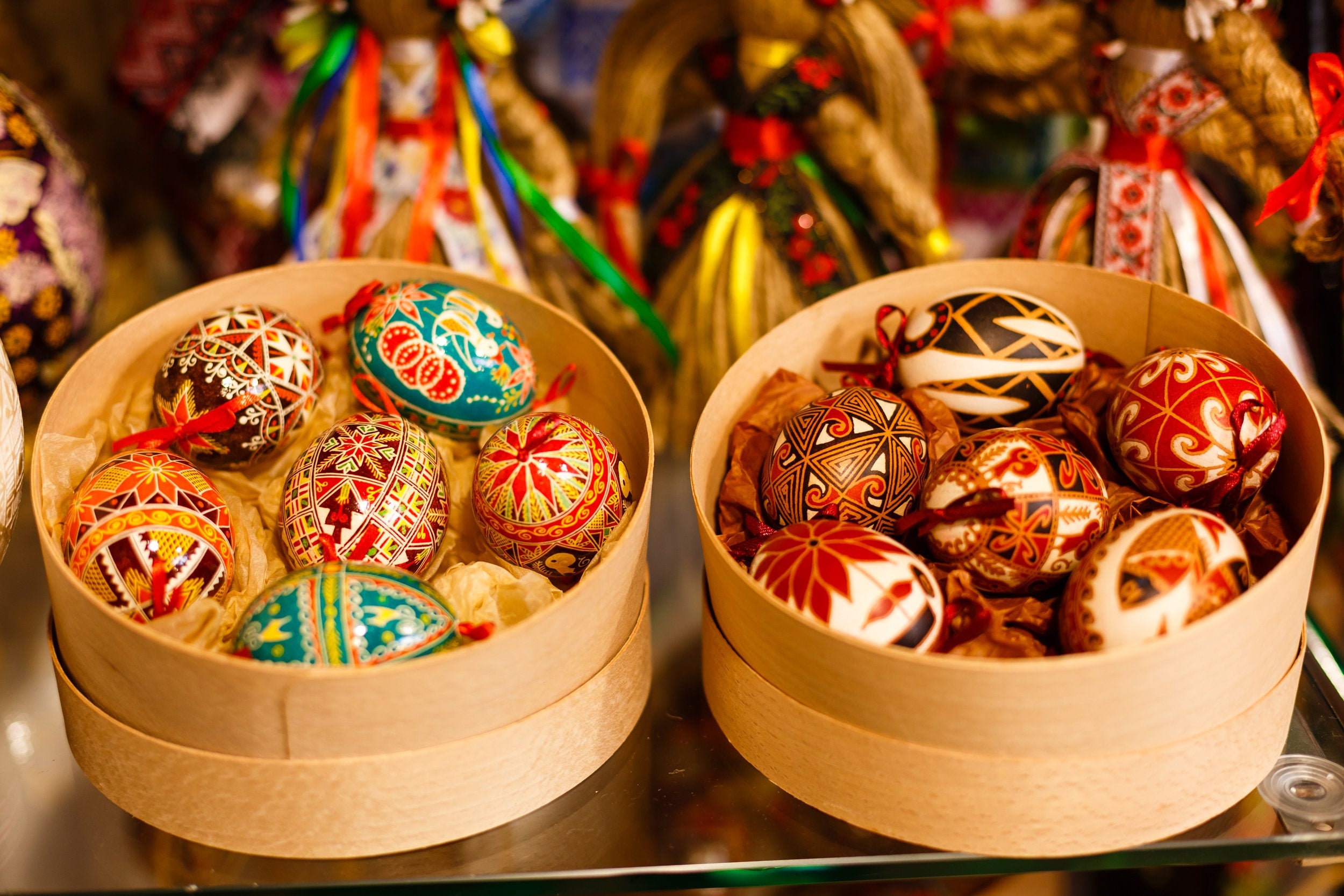 Traditional Ukrainian Pysanka Set - 6 Real Chicken Eggs