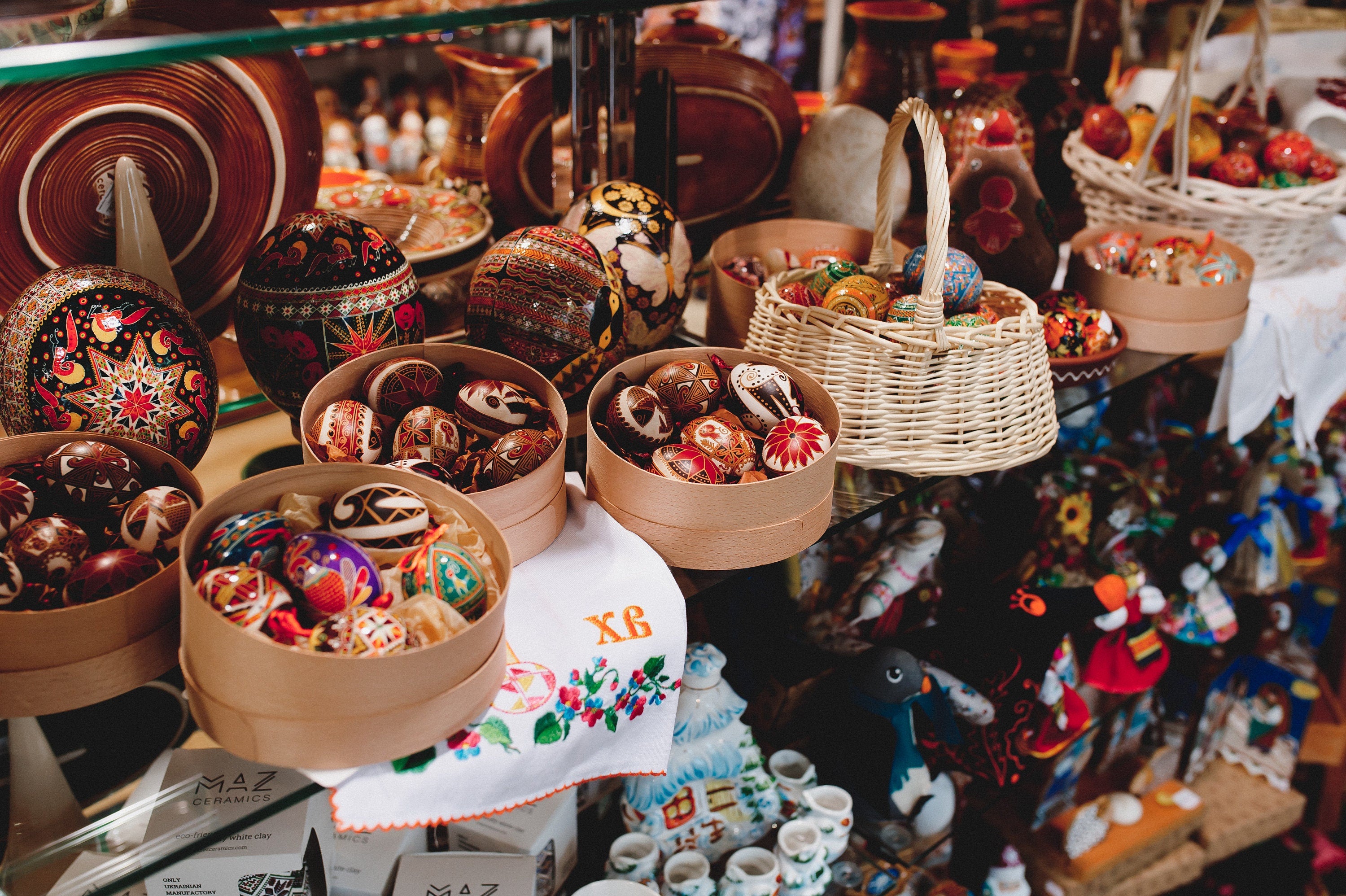 Traditional Ukrainian Pysanka Set - 6 Real Chicken Eggs