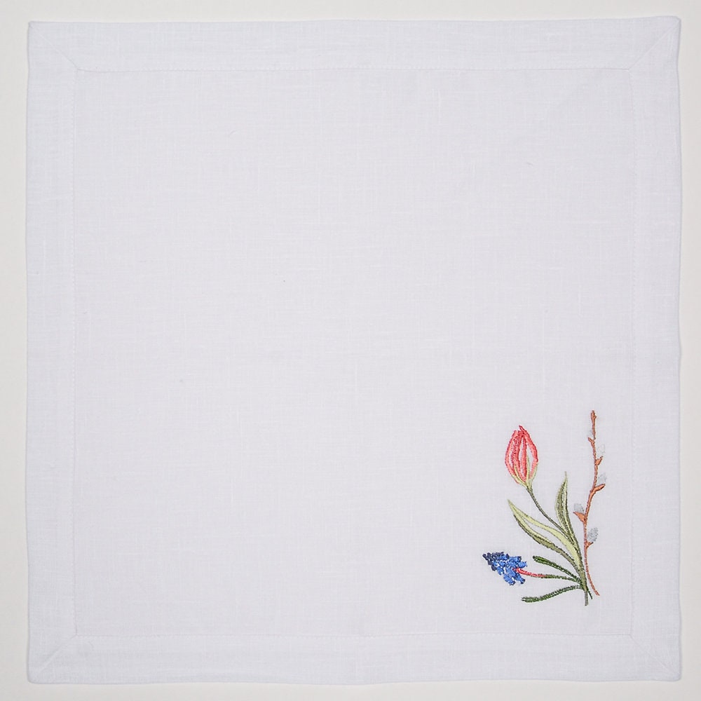 Embroidered Tulips Napkin 40x40 CM - Ukrainian Linen Table Decor