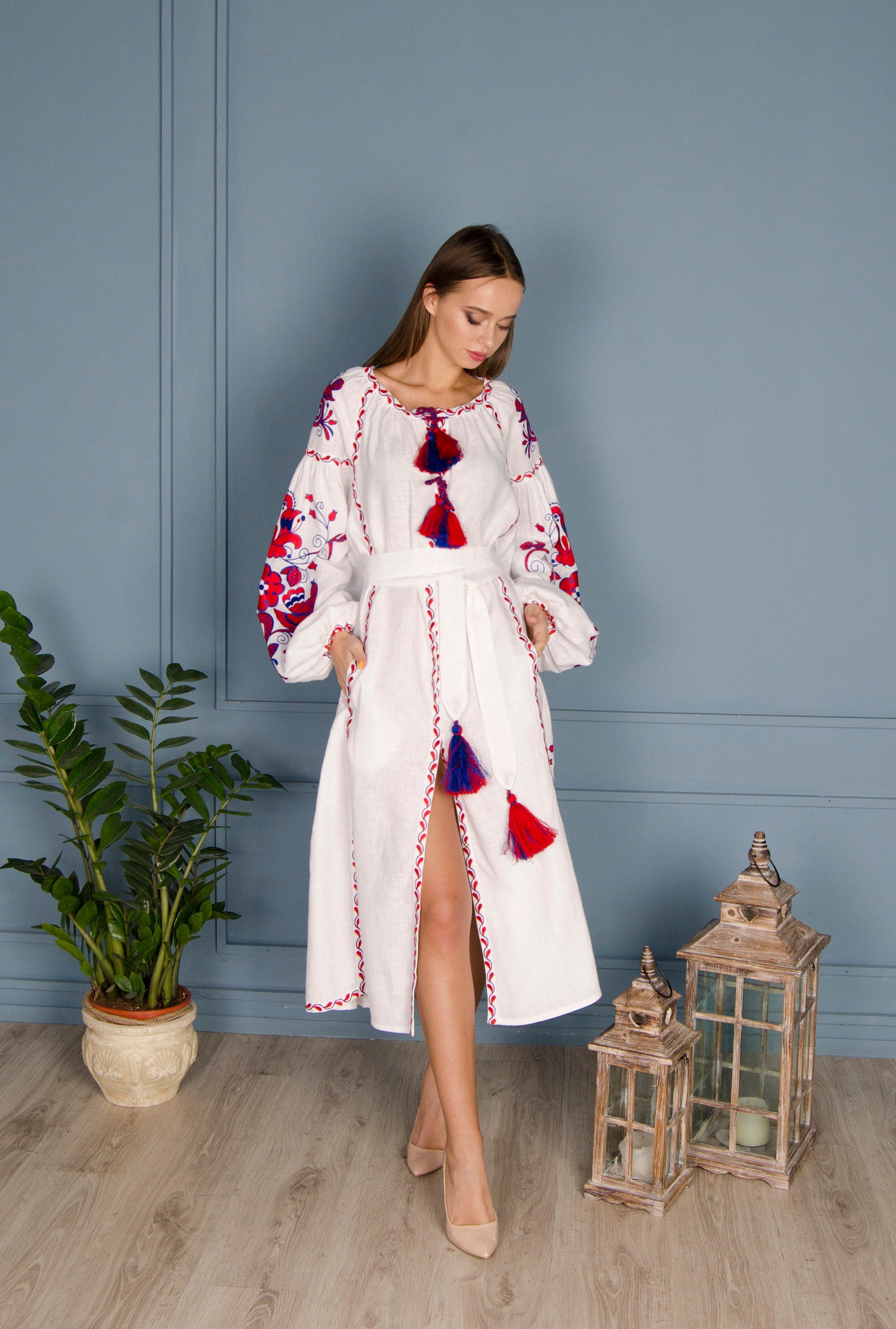 Boho Ukrainian Vyshyvanka Linen Embroidered Dress