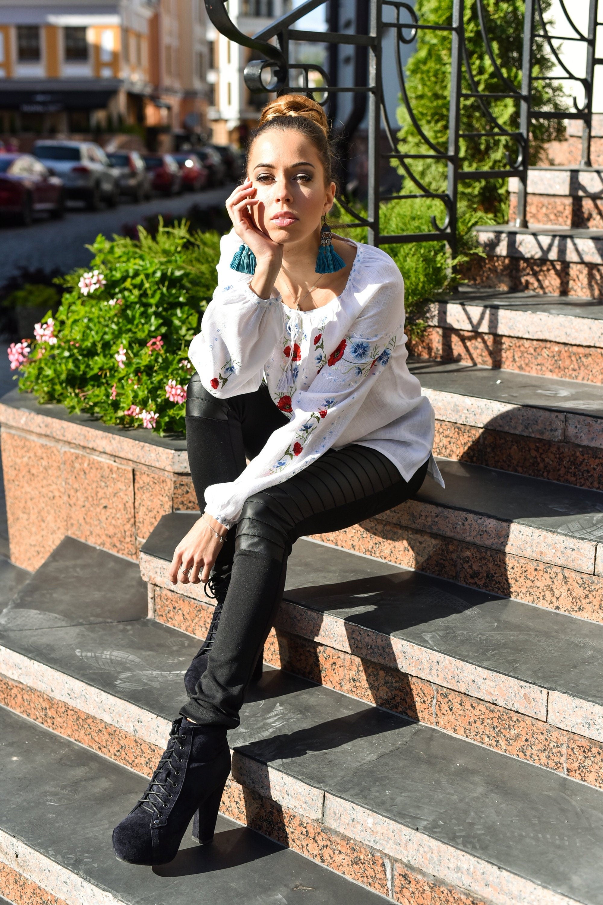 Ukrainian Vyshyvanka Linen White Blouse - Women's Embroidered Ethnic Shirt for Spring