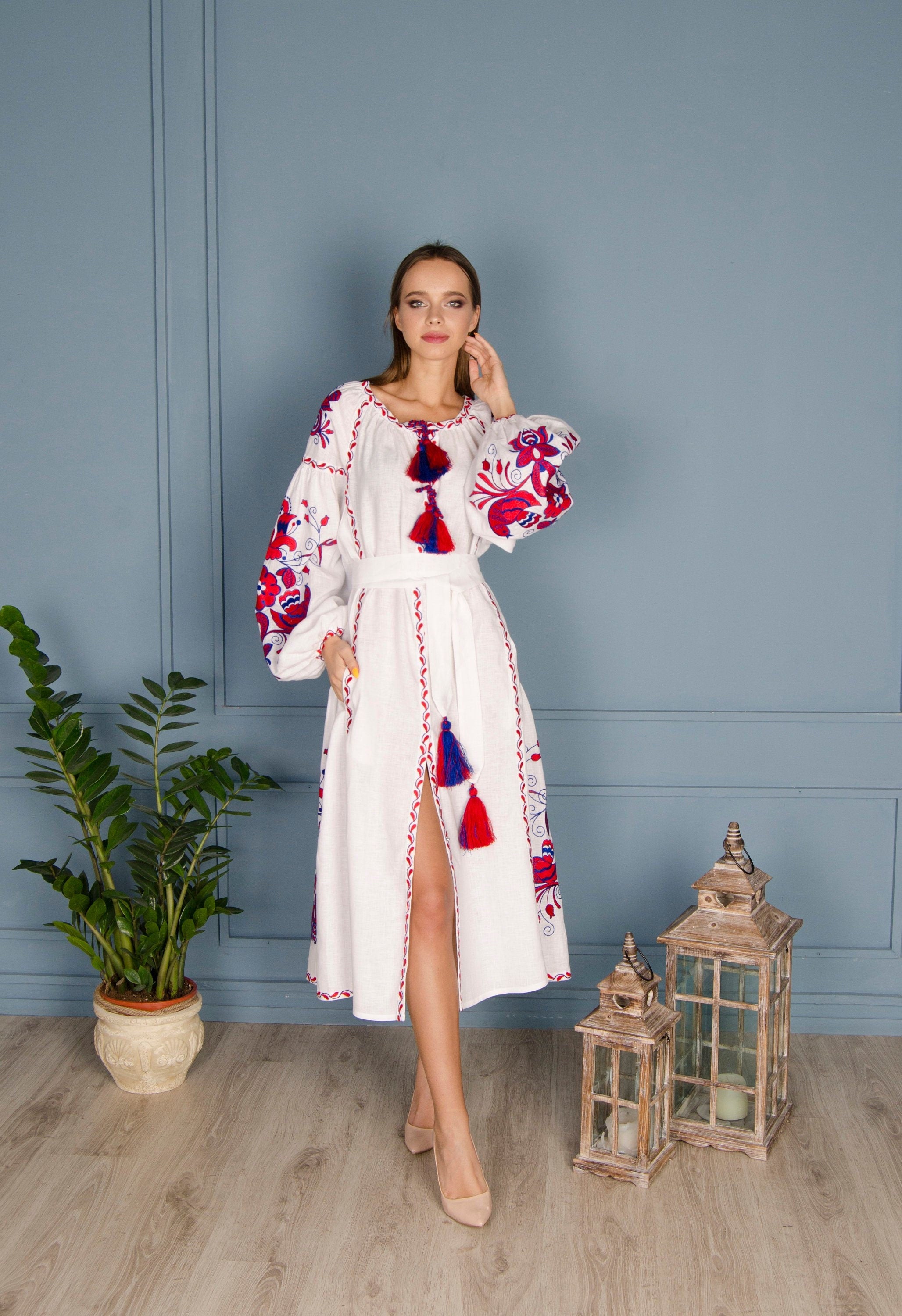 Boho Ukrainian Vyshyvanka Linen Embroidered Dress