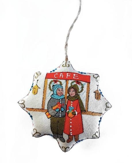 Christmas Tree Decorations Set with Wooden Box - Vanilla Stars & Love Story