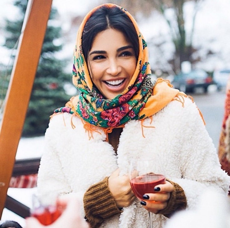 Traditional Ukrainian Wool Shawl - Bohemian Ethnic Scarf for Mom