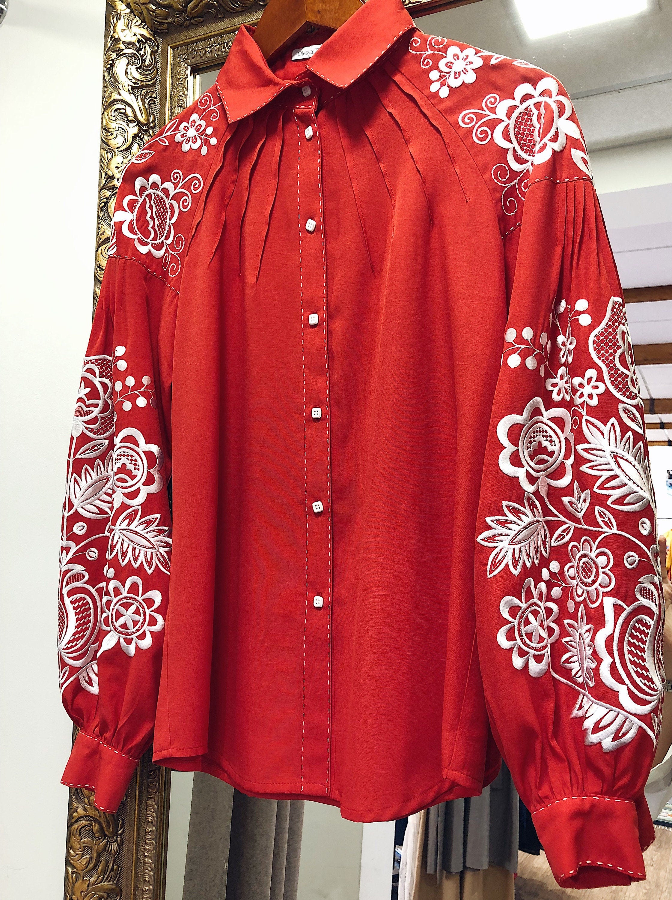Ukrainian Vyshyvanka Blouse - Bohemian Embroidered Ethnic Shirt