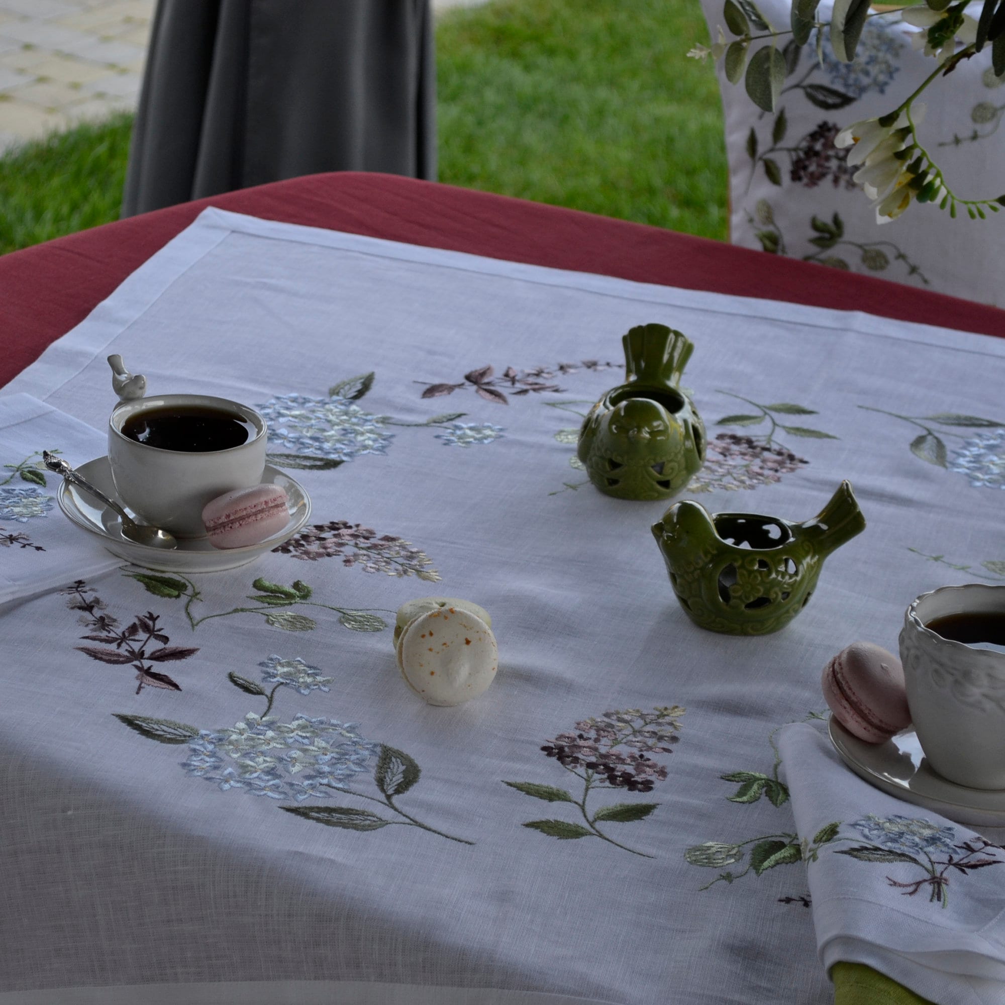 Embroidered Ukrainian Hydrangea Tablecloth, 88x88 cm Linen
