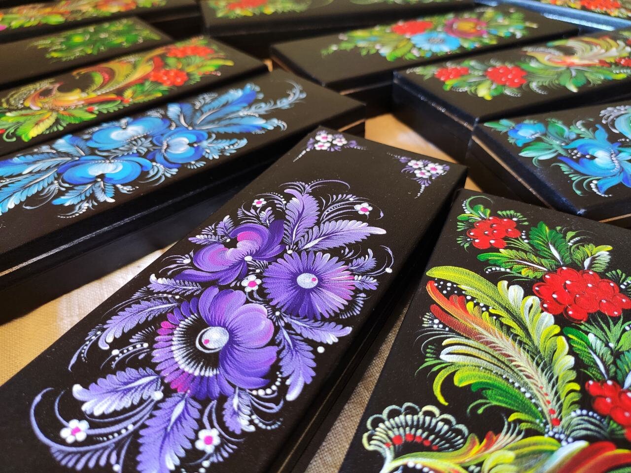 Petrykivsky Hand-Painted Pen with Viburnum Design for Women and Moms