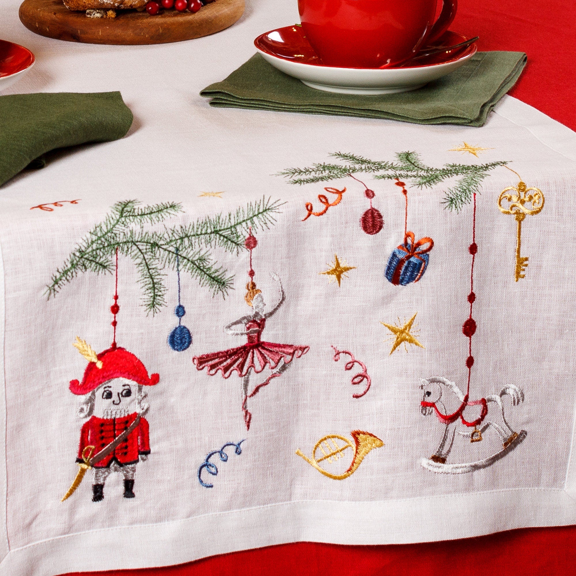 140x45CM Ukrainian Embroidered Linen Nutcracker Tablecloth Runner