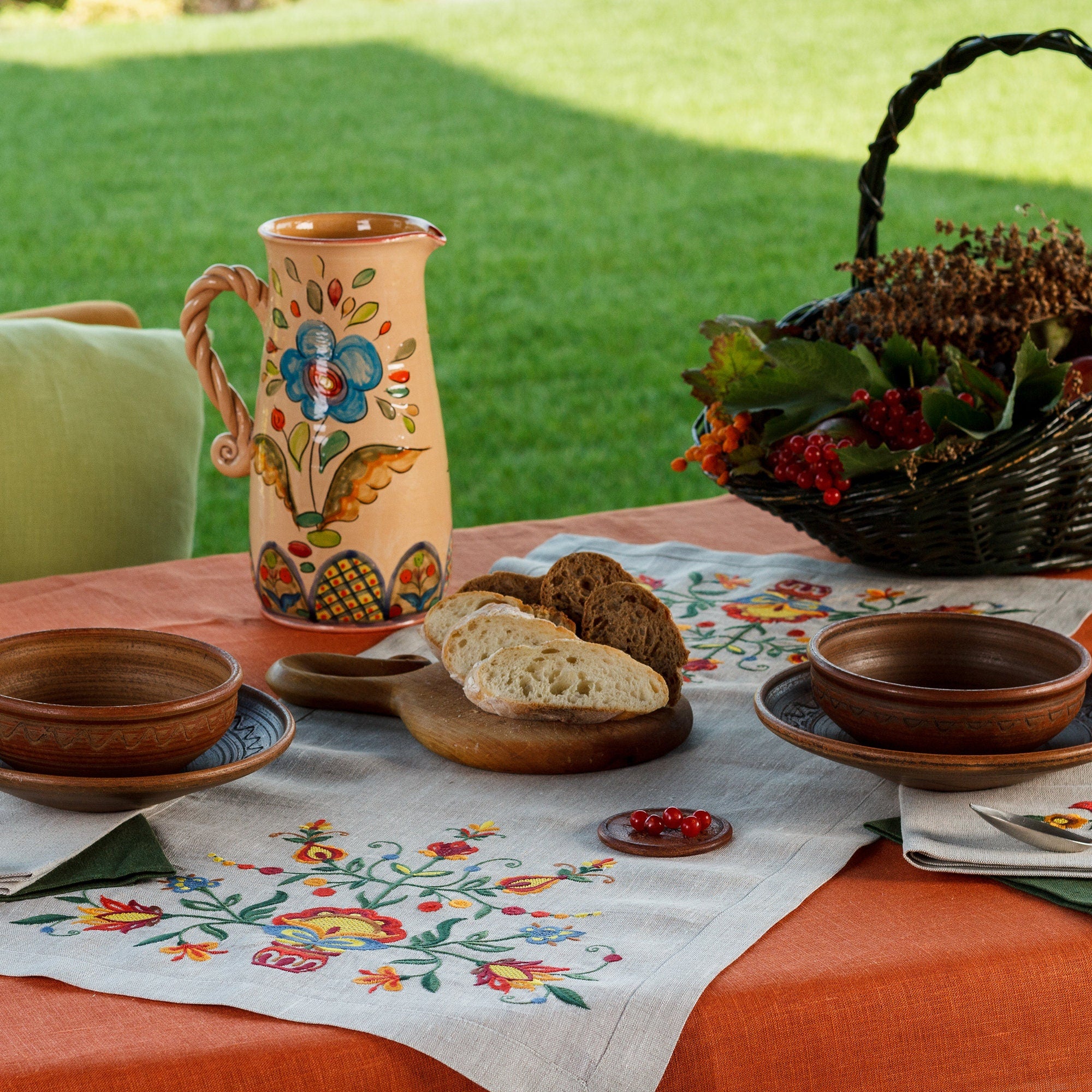 Embroidered Ukrainian Napkins 40x40 CM - Tree of Life Design