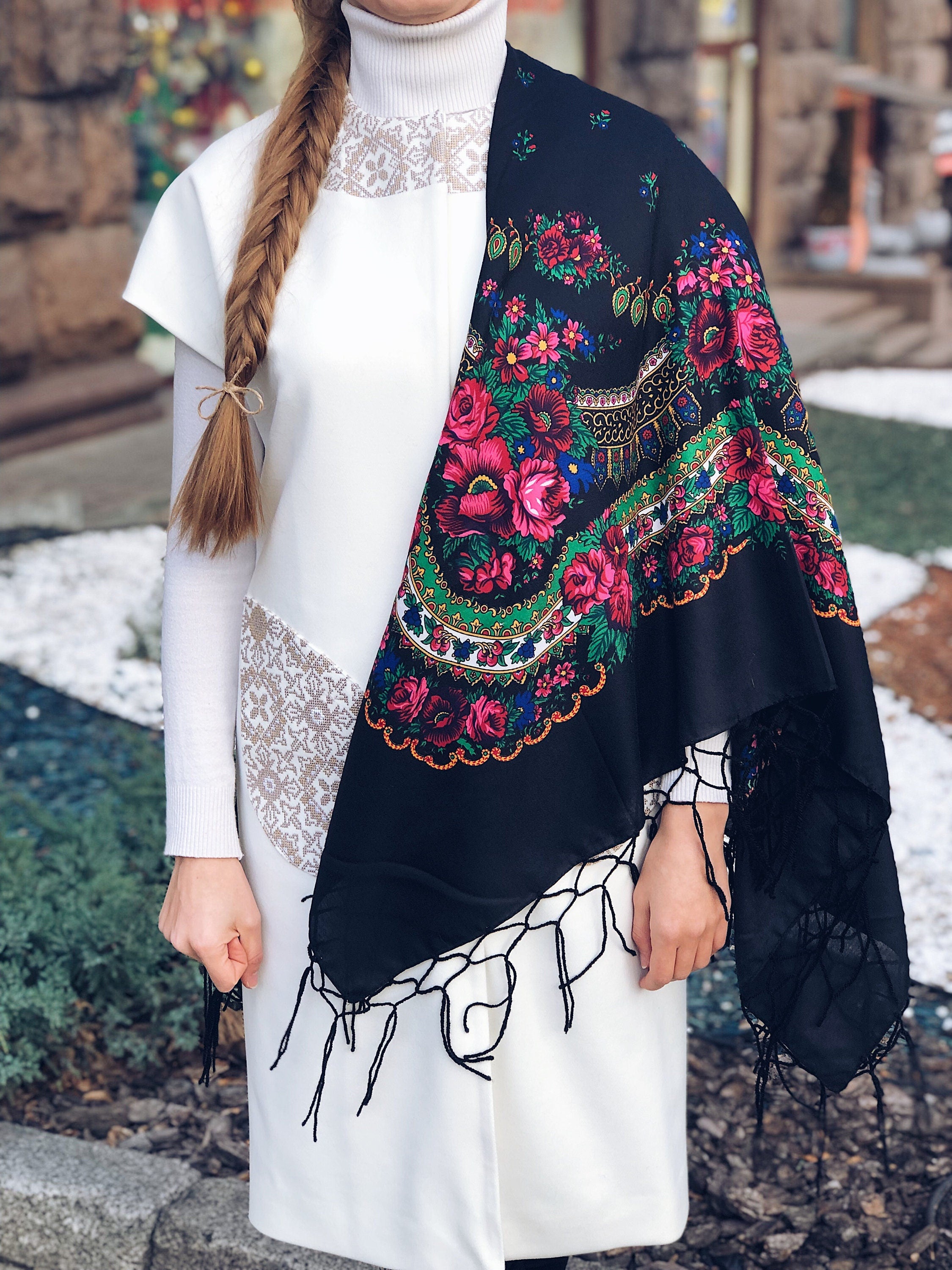 Traditional Ukrainian Hustka Wool Floral Shawl - Babushka Wrap