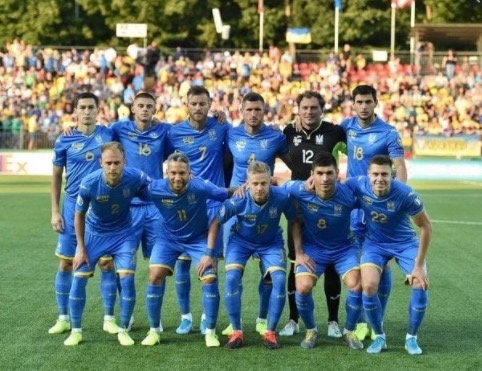Men's Blue Ukrainian National Team T-Shirt - "Glory to Ukraine" Football Shirt