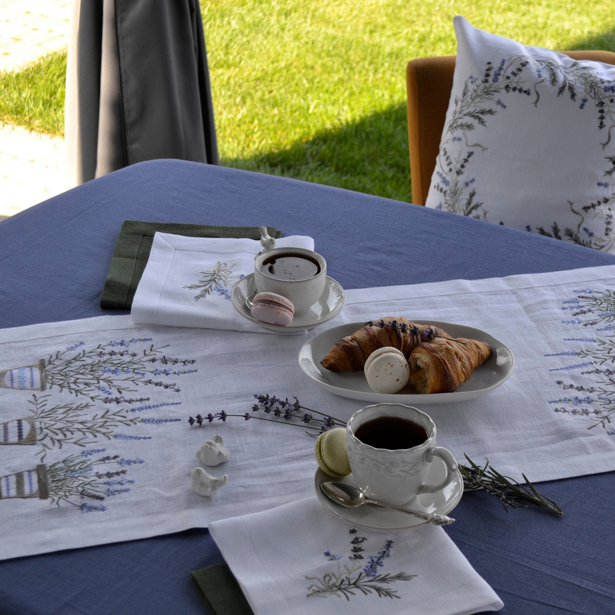 Ukrainian Embroidered Napkin 40x40 cm - Perfect for Easter