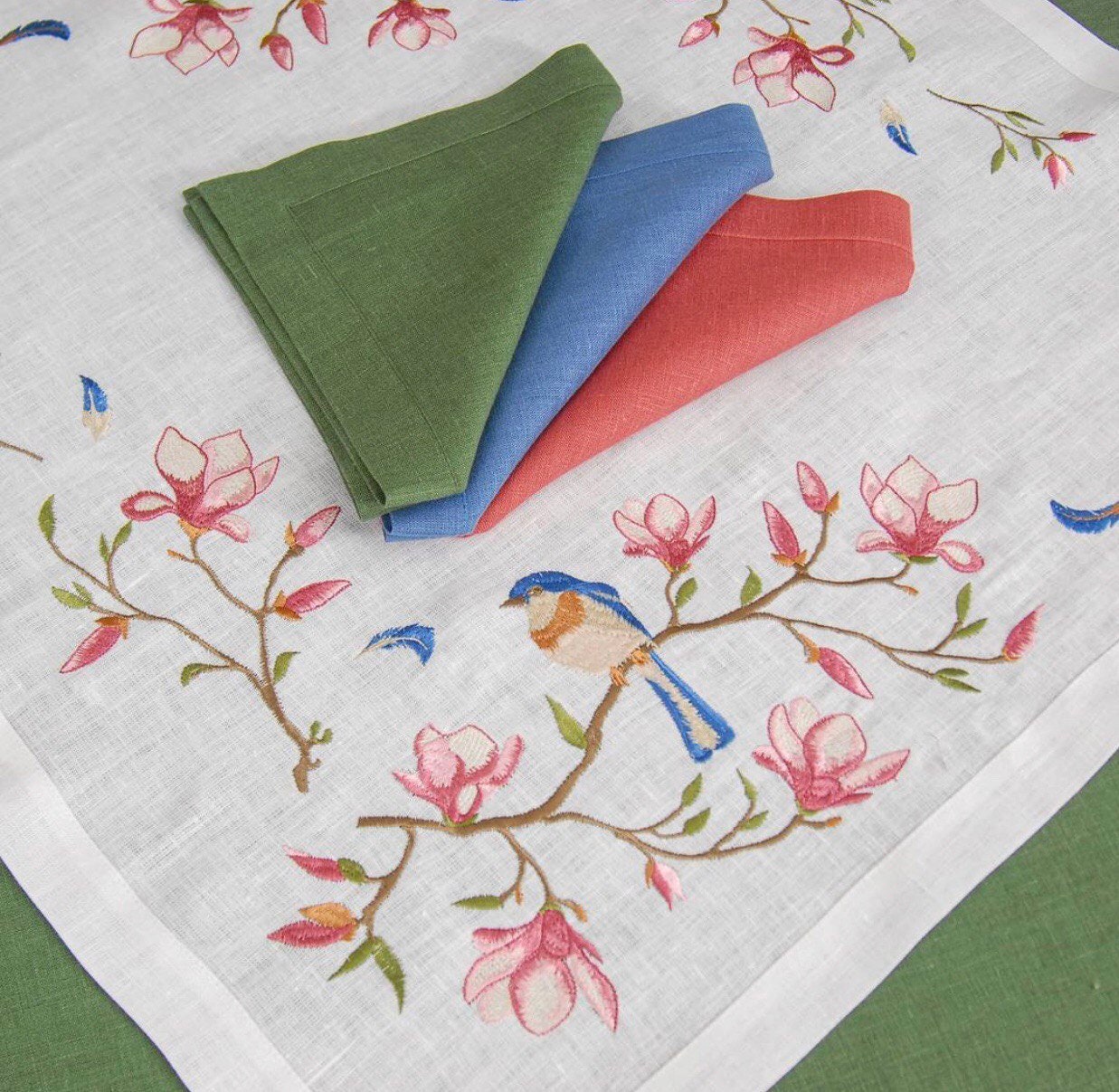 Embroidered Linen Tablecloth 65x65CM - Magnolia Design