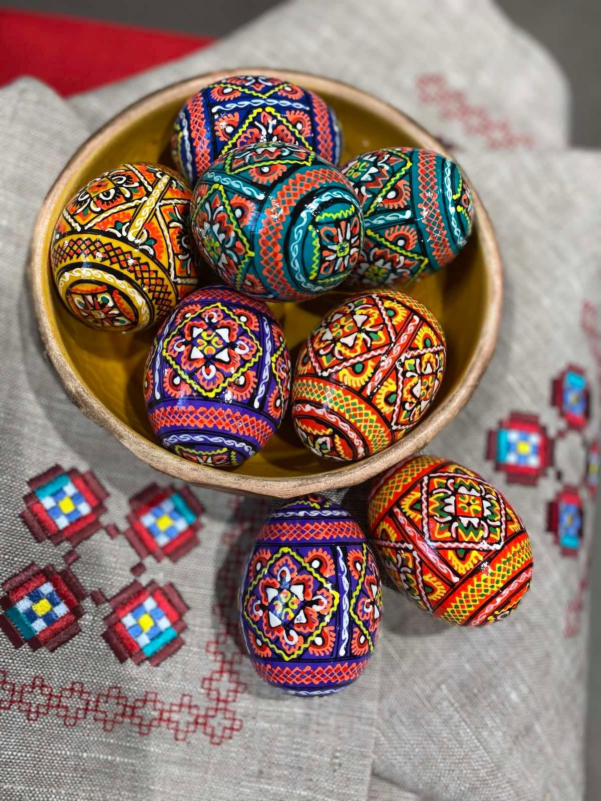 Hand-Painted Ukrainian Pysanky Wooden Easter Eggs Set of 6 - Traditional Souvenir Ornament