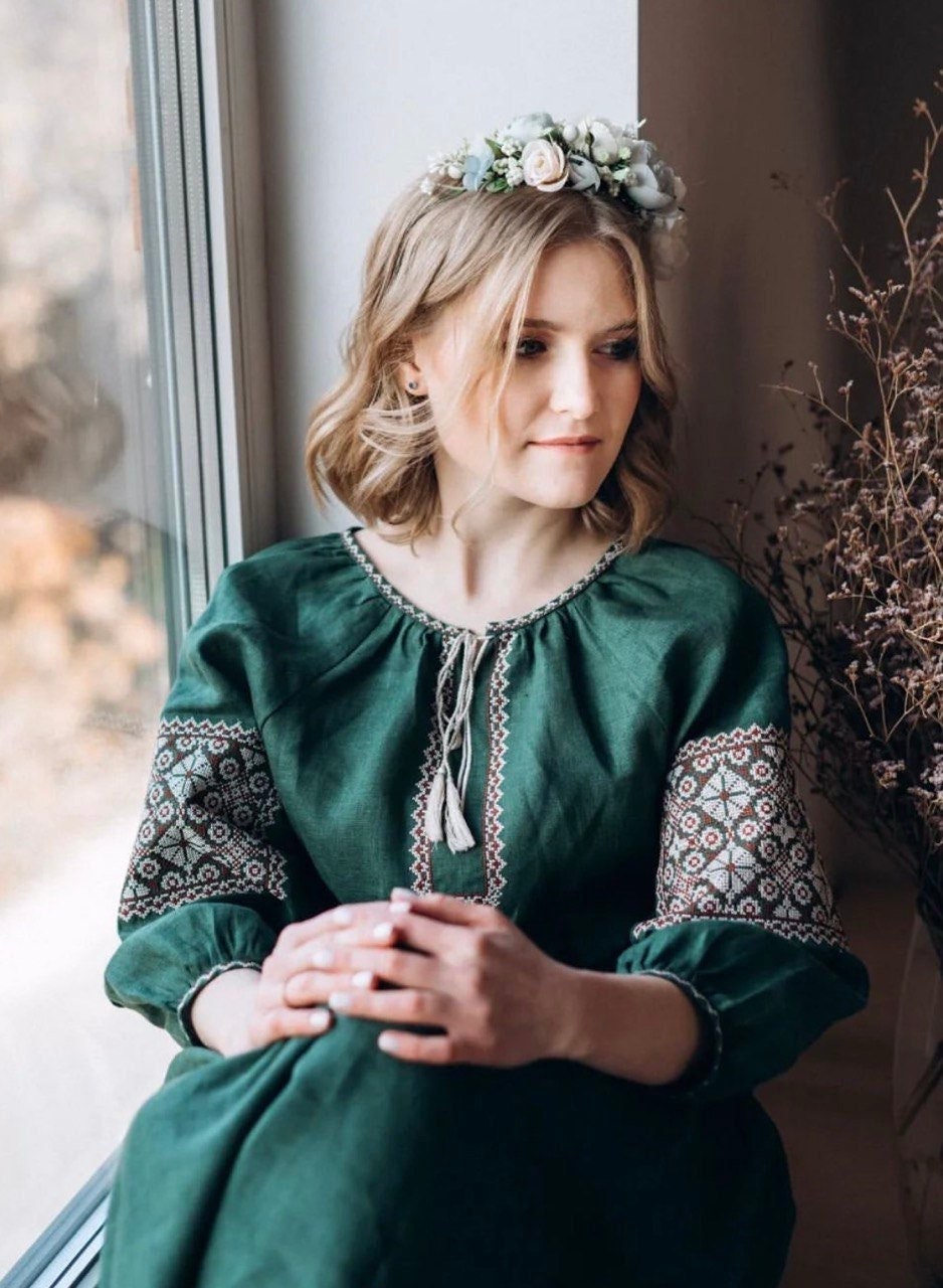 Green Embroidered Linen Ukrainian Vyshyvanka Dress for Weddings