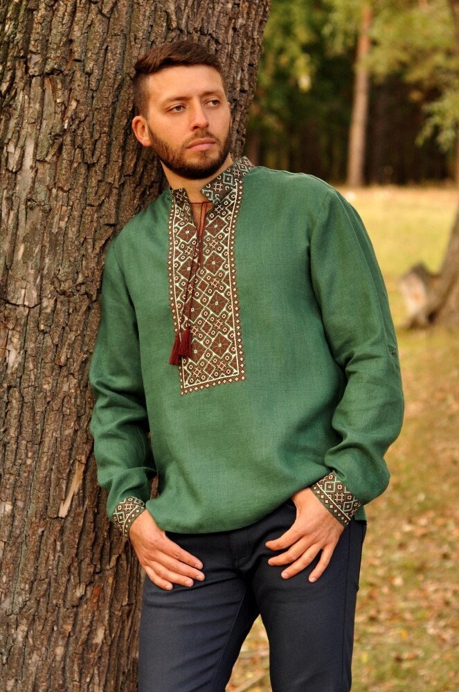 Men's Green Embroidered Vyshyvanka Shirt – Traditional Ukrainian Style