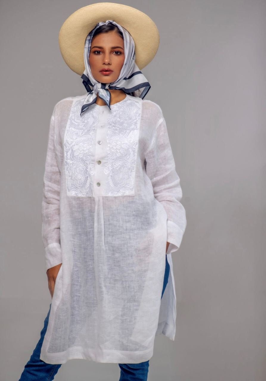 White Ukrainian Vyshyvanka Blouse - Embroidered Bohemian Ethnic Shirt