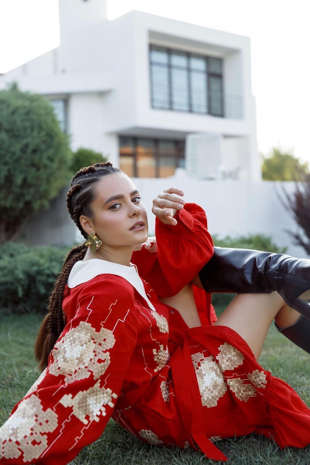 RED Linen Wedding Dress | Ukrainian Vyshyvanka Boho Style