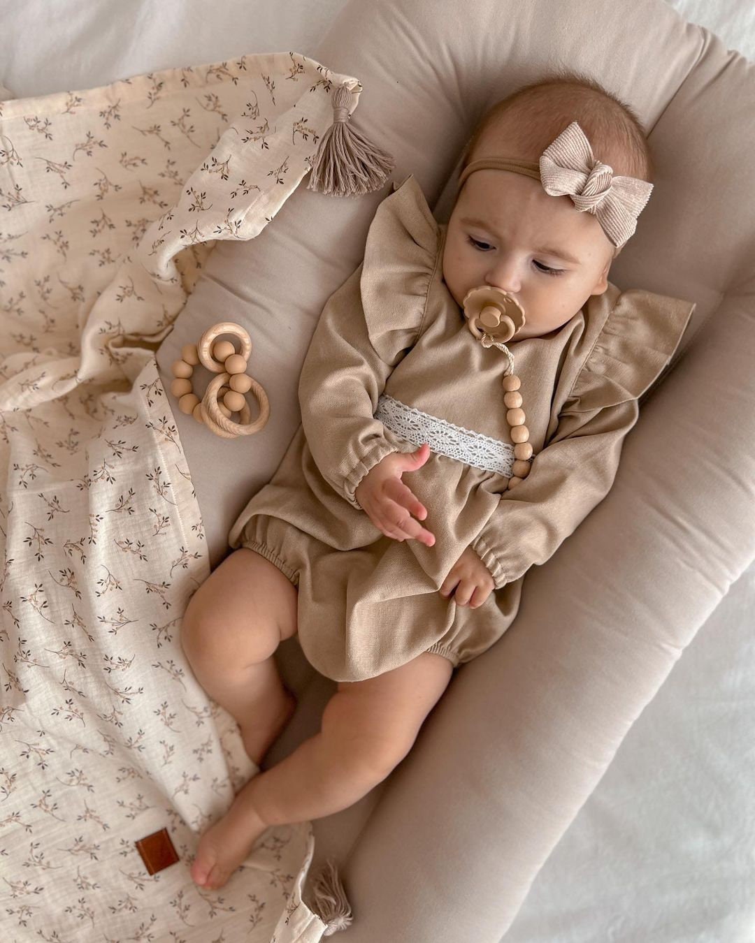 Brown Gentle Children's Christening Set | Festive Bodysuit & Comfortable Kids' Clothing