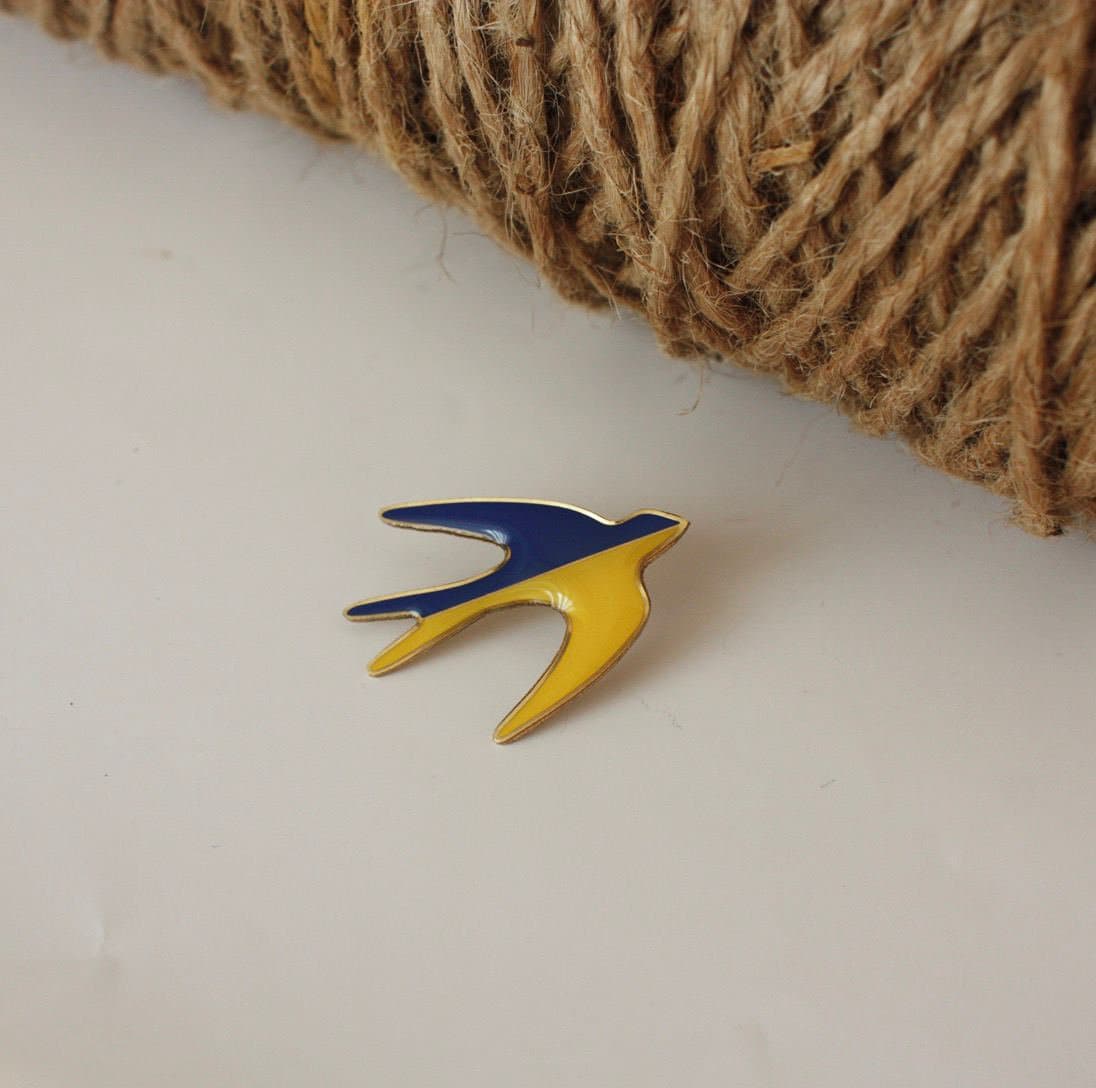 Ukrainian Swallow Badge | Handmade Badge in Ukrainian Flag Colors | Ukraine Seller