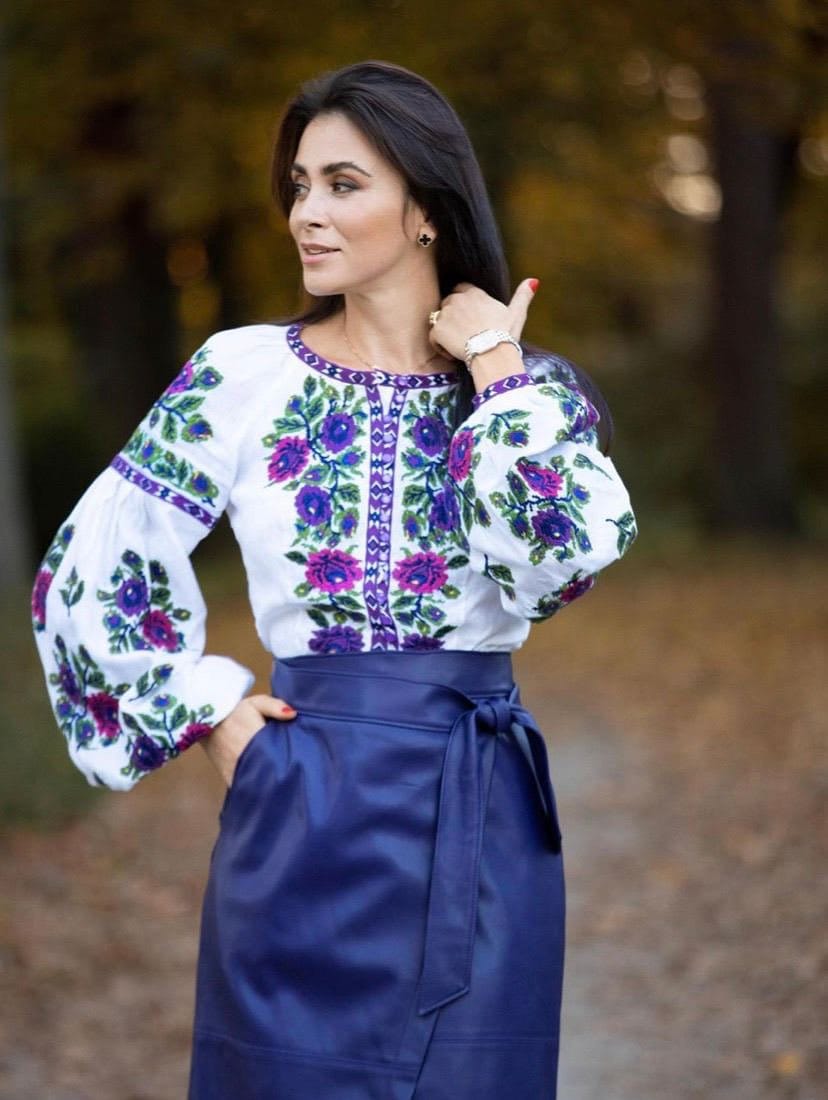 Ukrainian Embroidered Linen Vyshyvanka Blouse – White Bohemian Ethnic Shirt