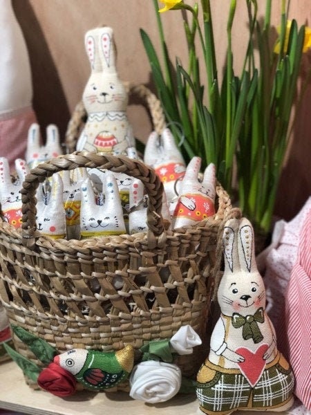 Bunny with Heart - Toy Linen Easter Decor