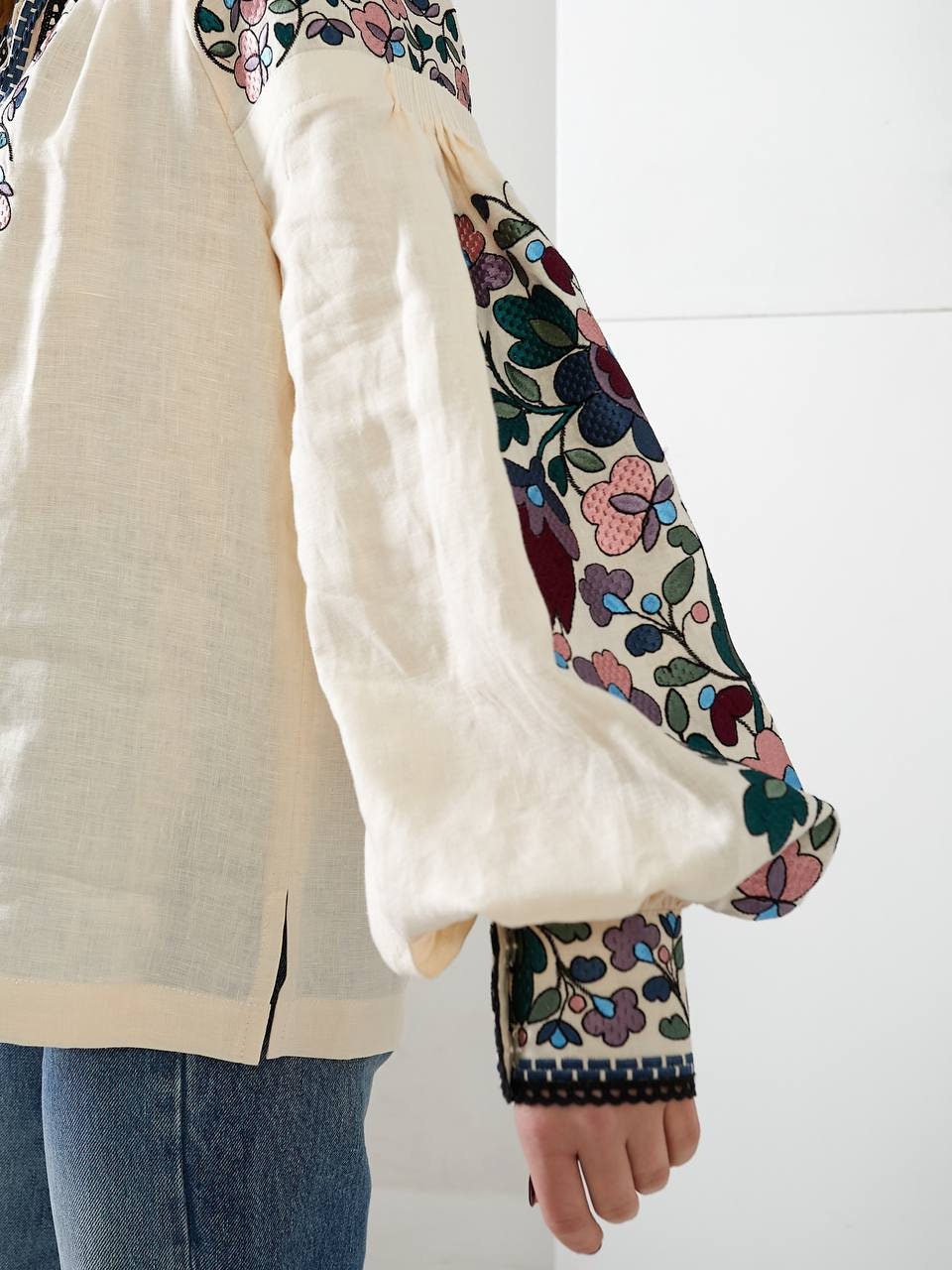 Milk-Colored Ukrainian Vyshyvanka Blouse - Bohemian Ethnic Shirt