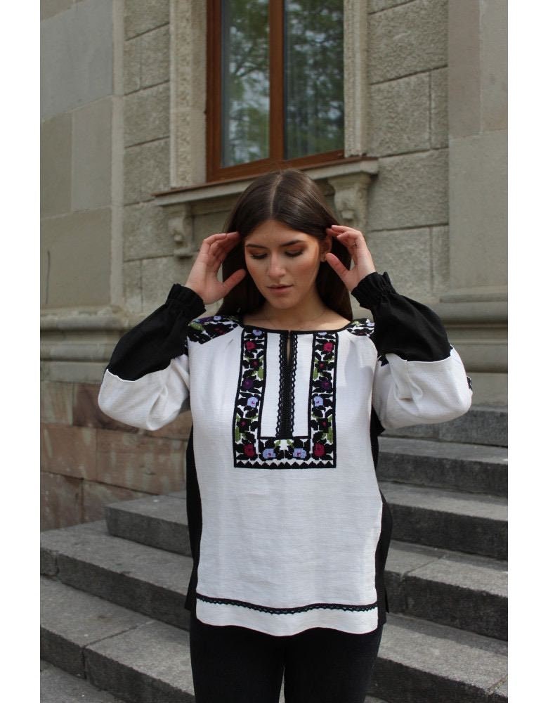 "Borshchivska White Ukrainian Hand Embroidered Vyshyvanka Blouse - Ethnic Floral Design"