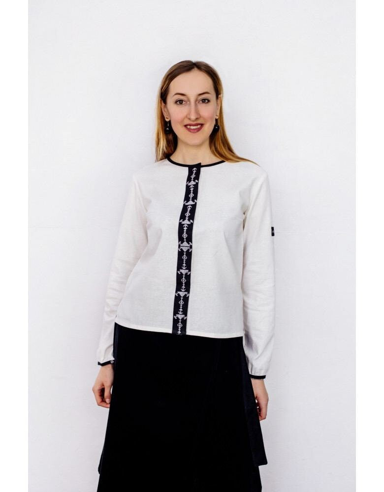 Classic Embroidered White Ukrainian Vyshyvanka Blouse - Women's Ethnic Spring Top