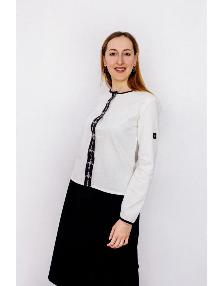 Classic Embroidered White Ukrainian Vyshyvanka Blouse - Women's Ethnic Spring Top