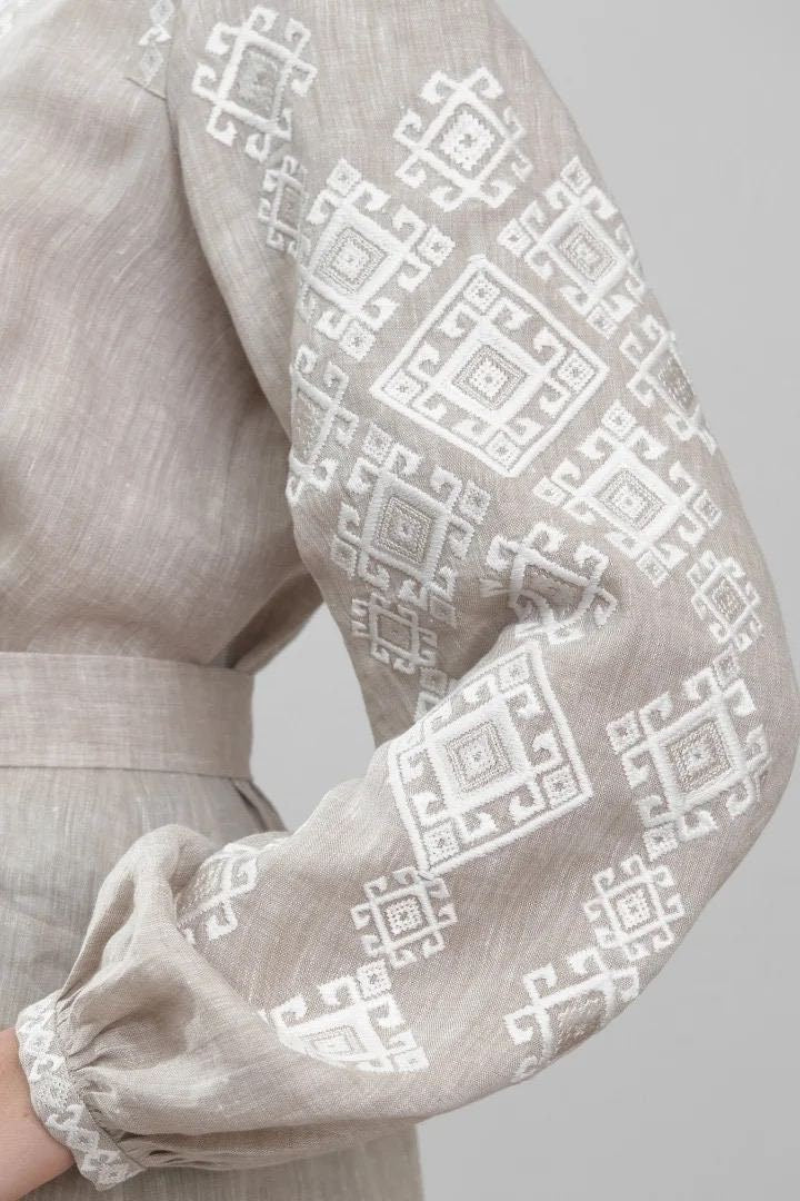 Beige Ukrainian Embroidered Vyshyvanka Blouse - Bohemian Chic Peasant Shirt