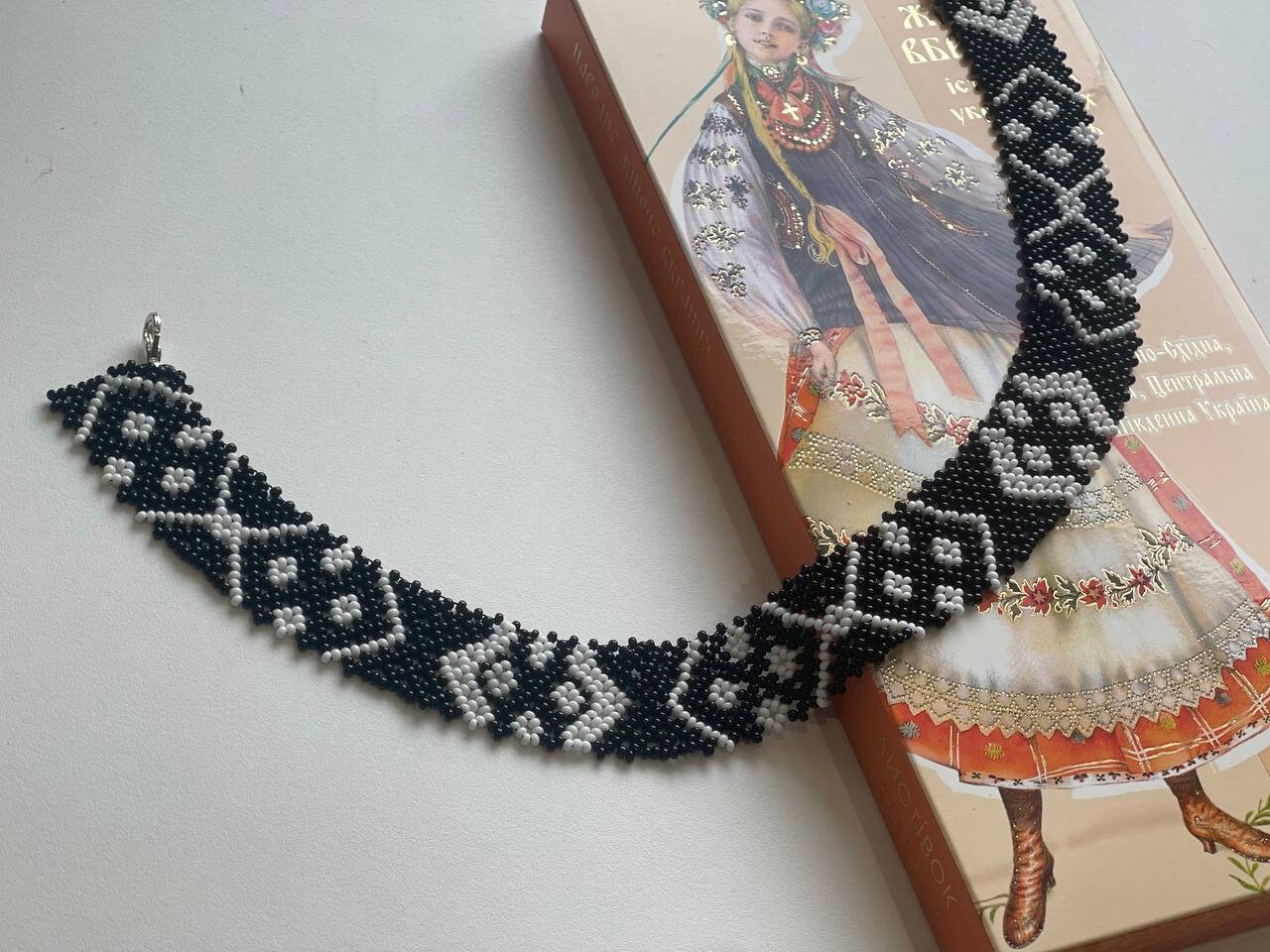 Beaded Ukrainian Choker Gerda Stripe Lesya Ukrainka - Handmade Czech Jewelry