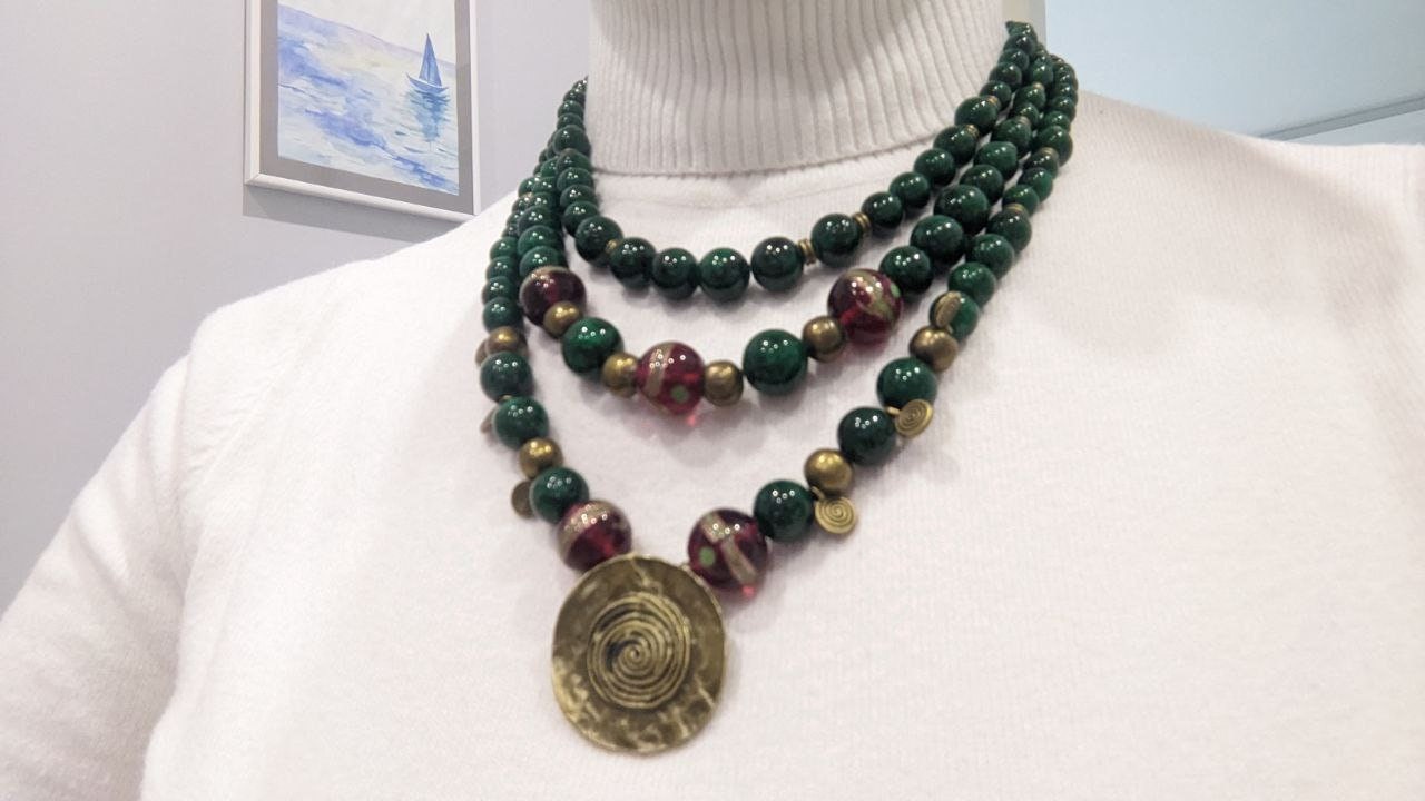 Ukrainian Traditional Dukach Necklace - Solar Disc Pressed Agate Ethnic Jewelry