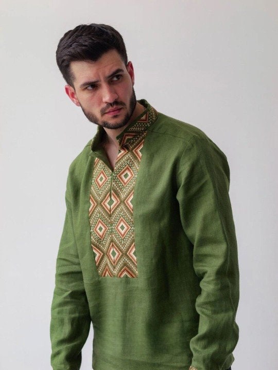Men's Green Linen Embroidered Ukrainian Vyshyvanka Shirt