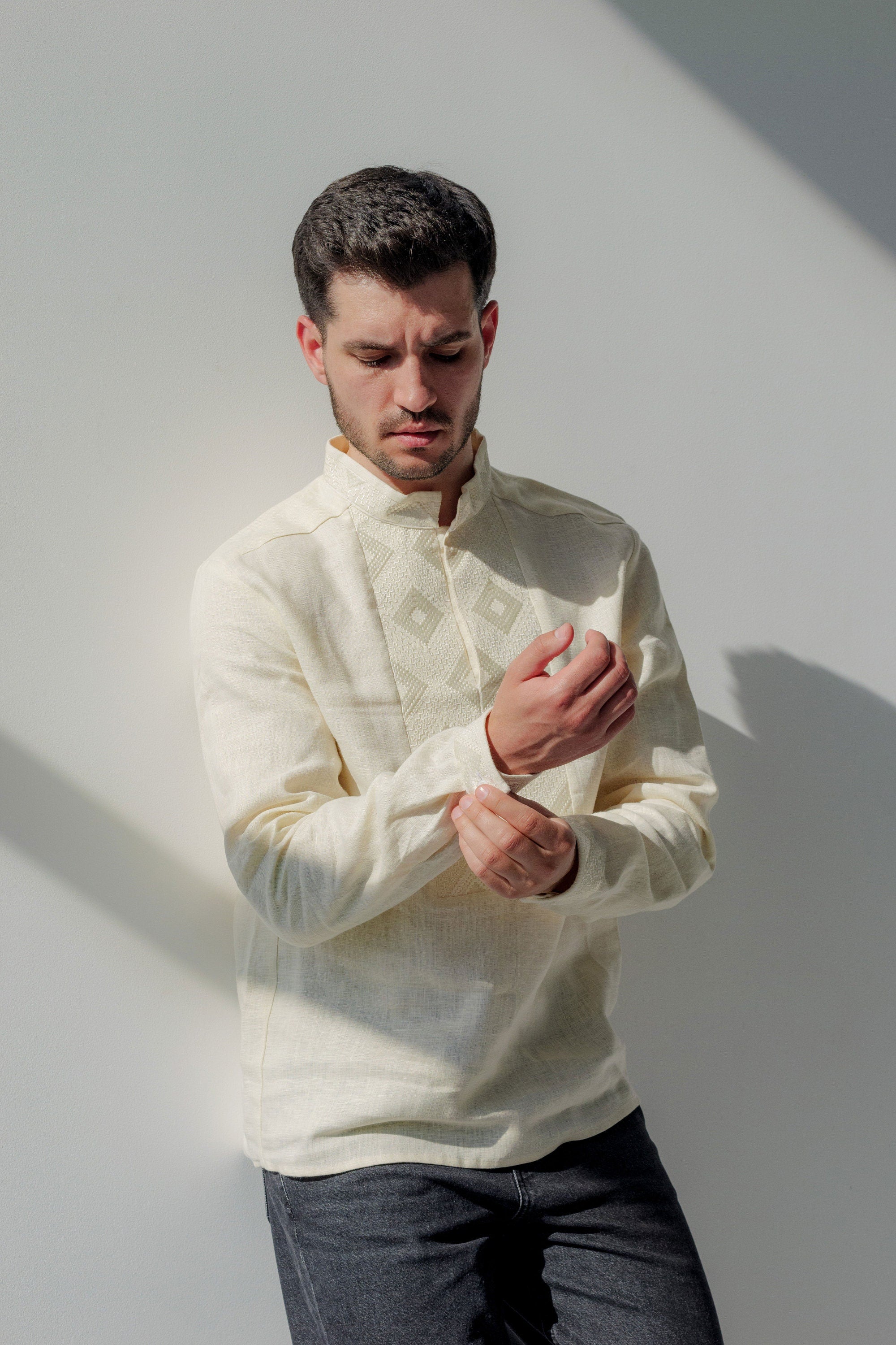 Milky Linen Embroidered Vyshyvanka Shirt for Men - Traditional Ukrainian Style