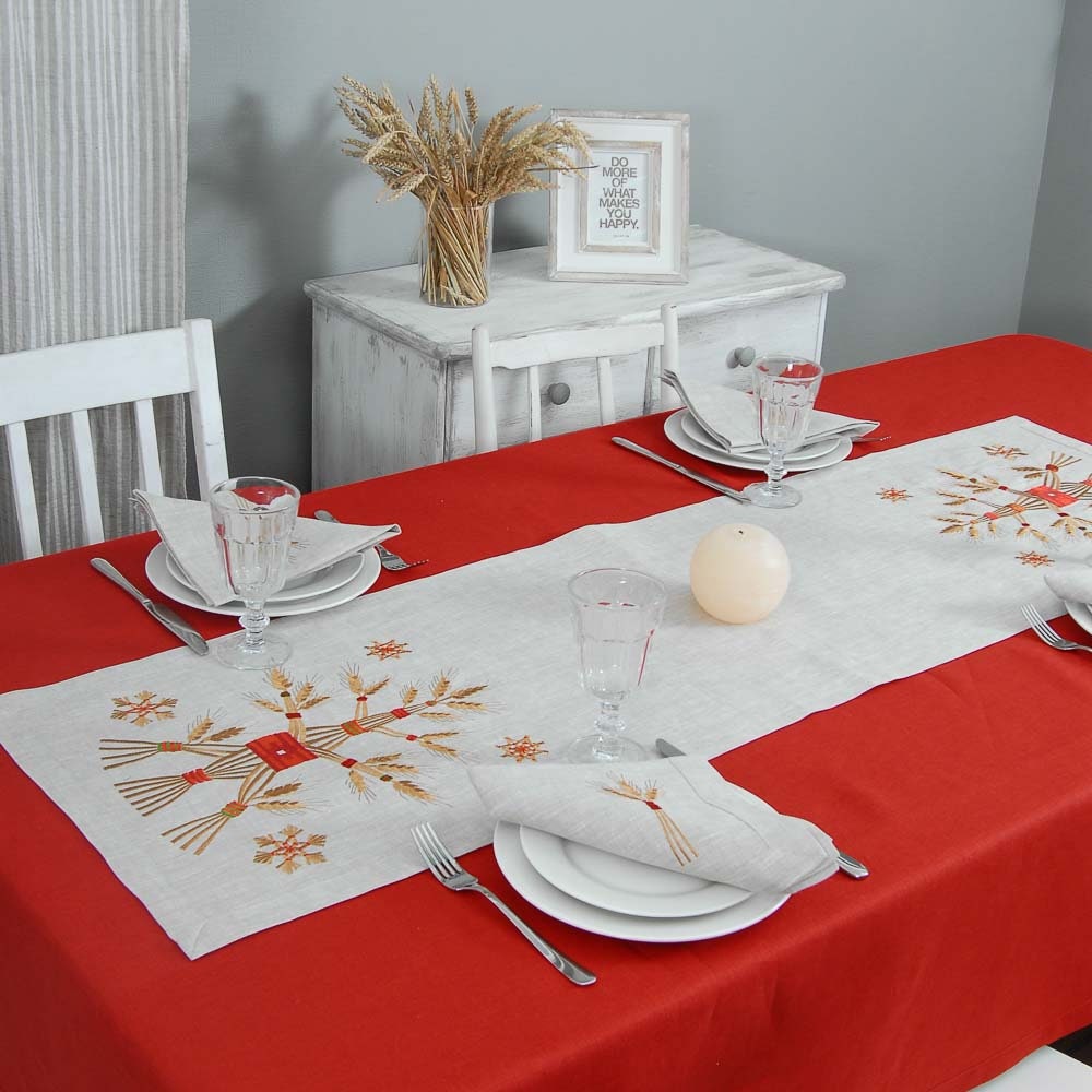 Embroidered Ukrainian Tablecloth Set with 4 Napkins and Runner (140x40cm)