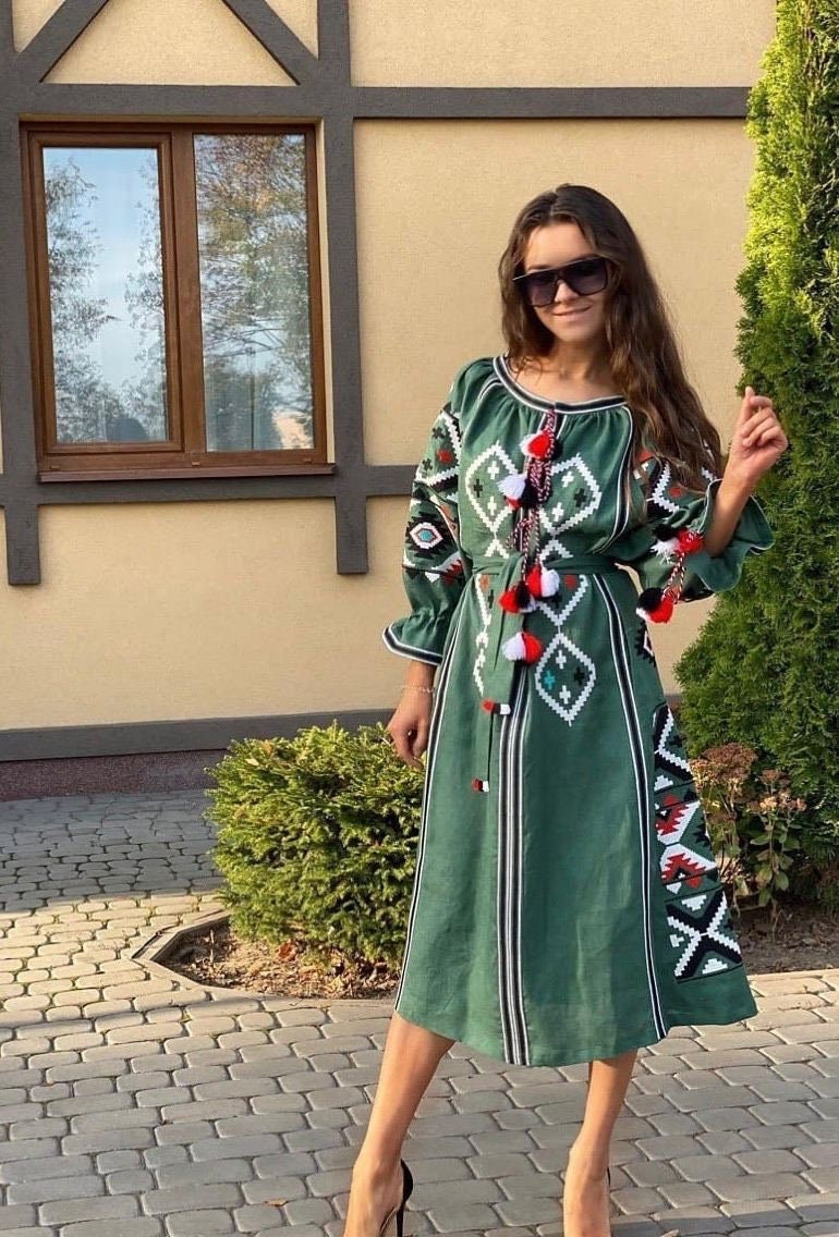 Ukrainian vyshyvanka green dress with multicolor geometric embroidery linen Ethnic boho dress tunic Bohemian abaya kaftan robe Vita Kin