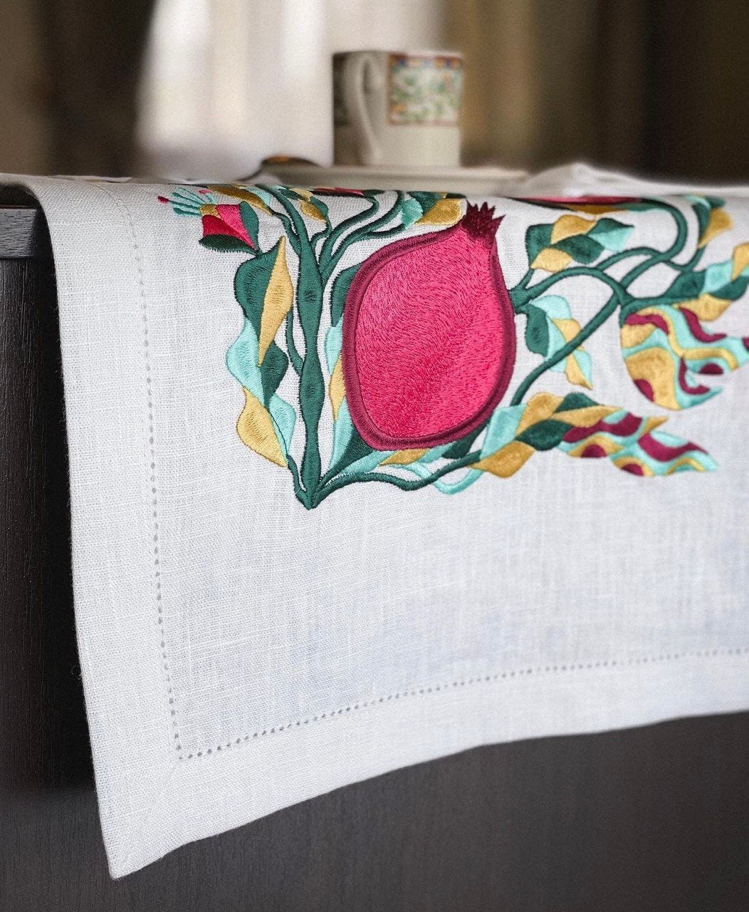 Linen Table Runner Set with 4 Napkins - Ukrainian Embroidered Tablecloth for Valentine's Day