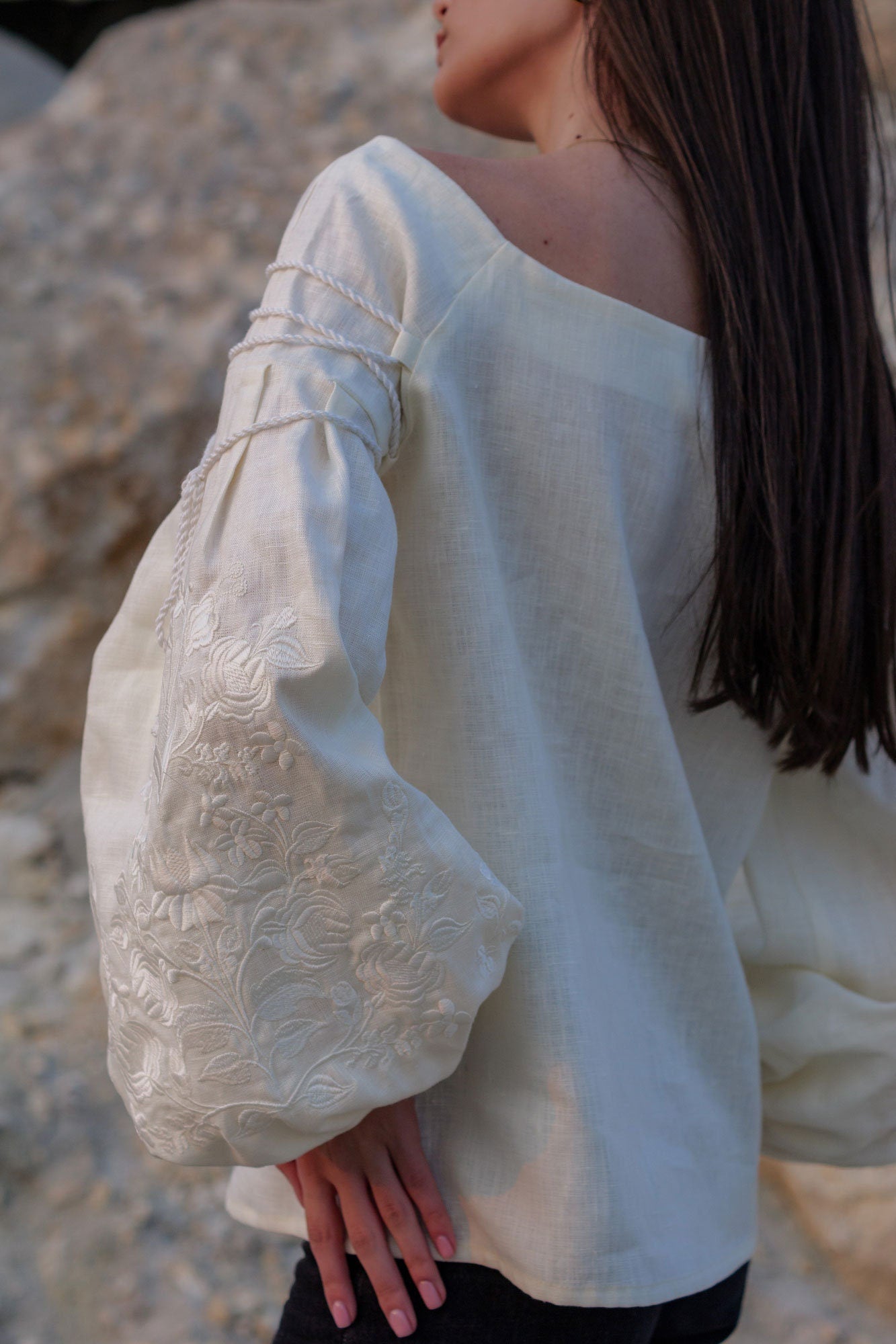 Ukrainian Vyshyvanka Blouse - Bohemian Ethnic Shirt