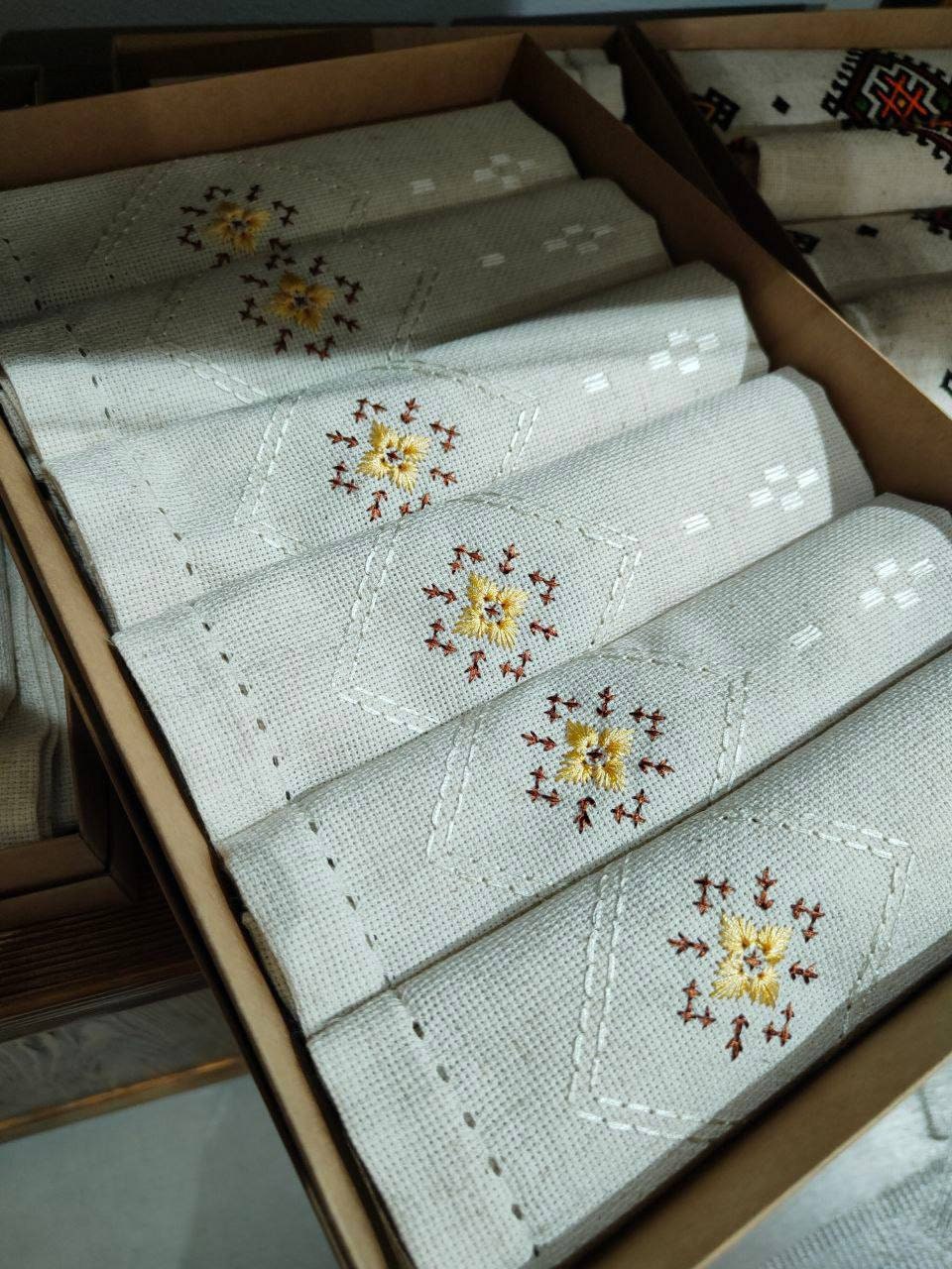 Handmade 6 napkins Elegance, Gift for Christmas, Traditional Ukrainian Embroidered