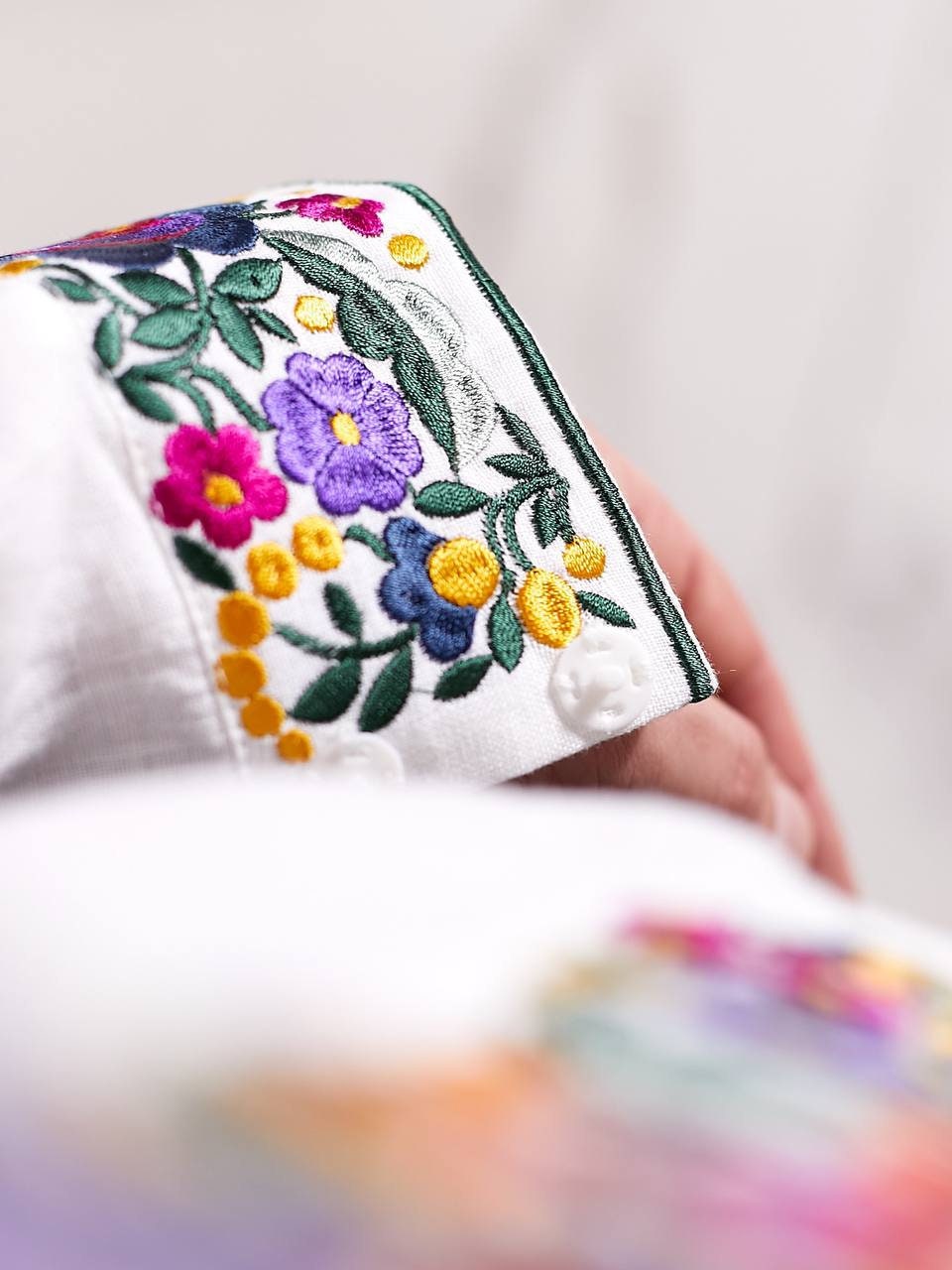 Ukrainian Men's Embroidered White Linen Vyshyvanka Shirt