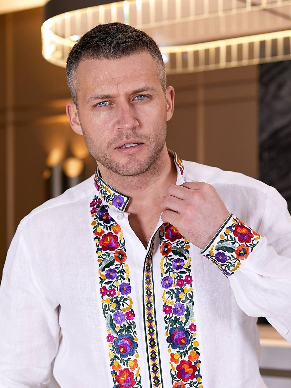 Ukrainian Men's Embroidered White Linen Vyshyvanka Shirt