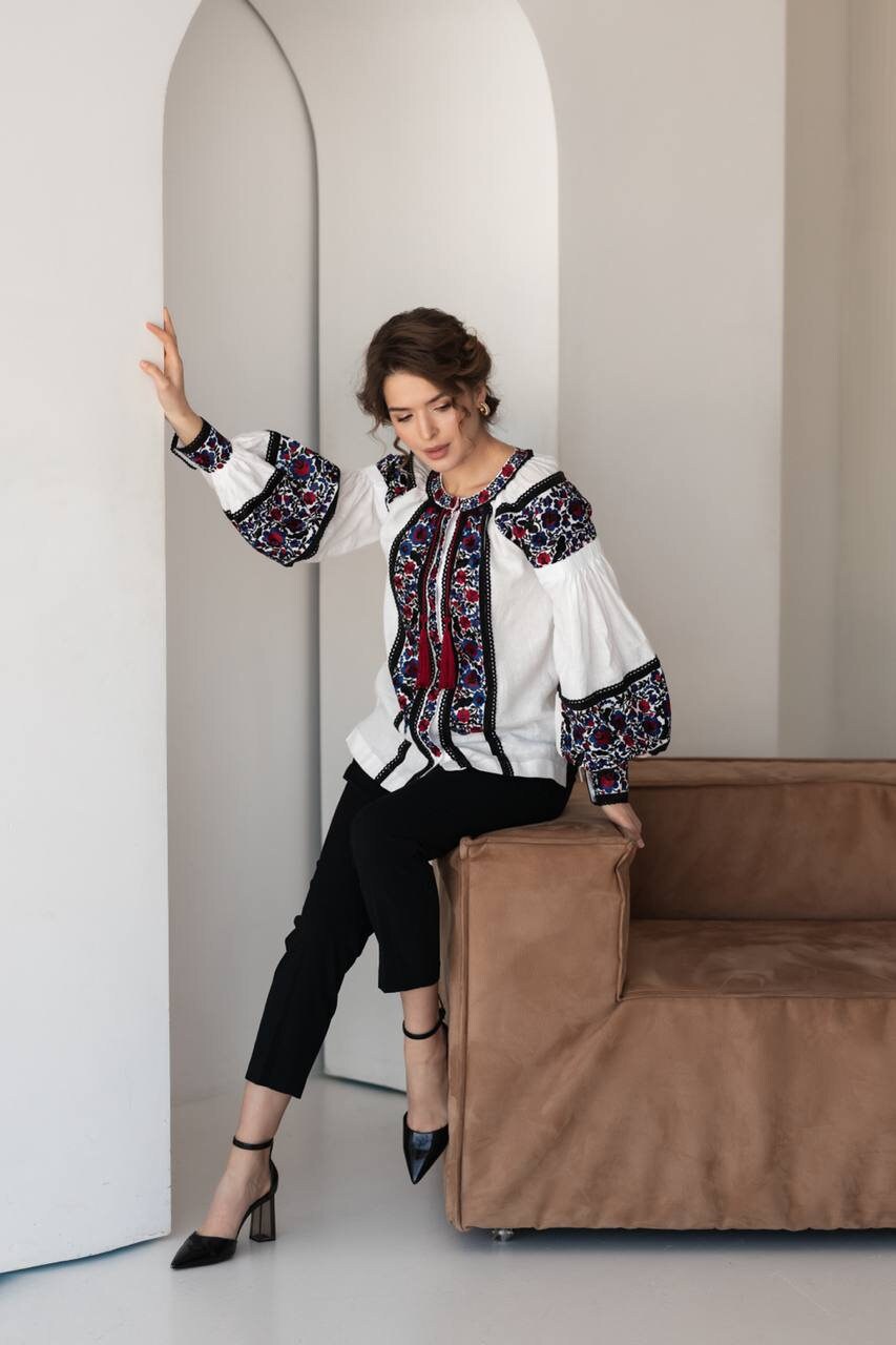 White Ukrainian Vyshyvanka Blouse | Red Embroidered Bohemian Ethnic Shirt