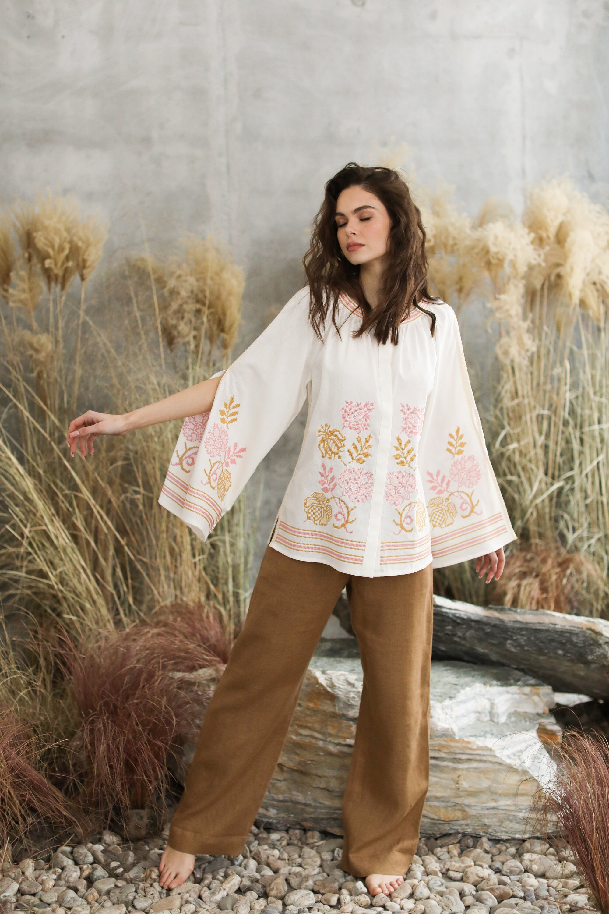 Ukrainian Vyshyvanka Blouse - Bohemian Embroidered Top