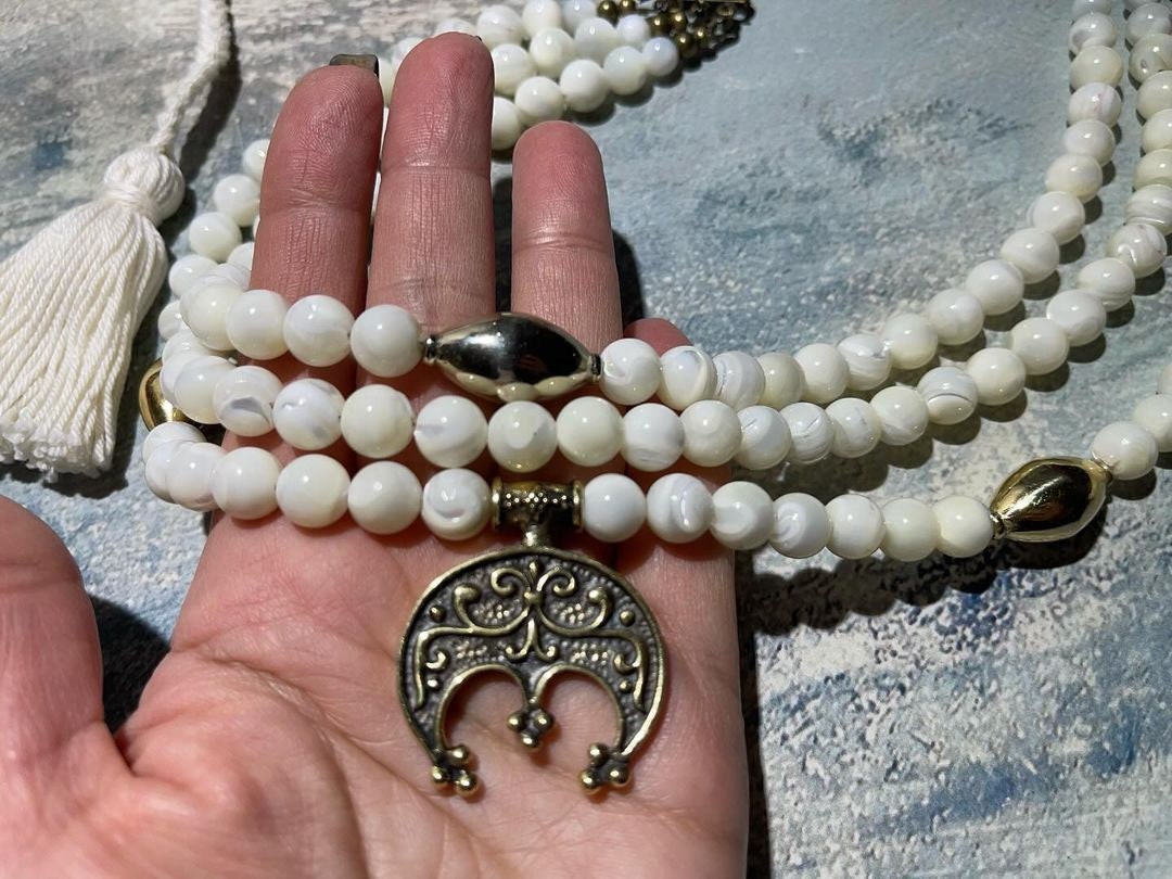2025 Ukrainian Traditional Mother of Pearl Necklace - Hand-Cast White Bronze Moon Jewelry